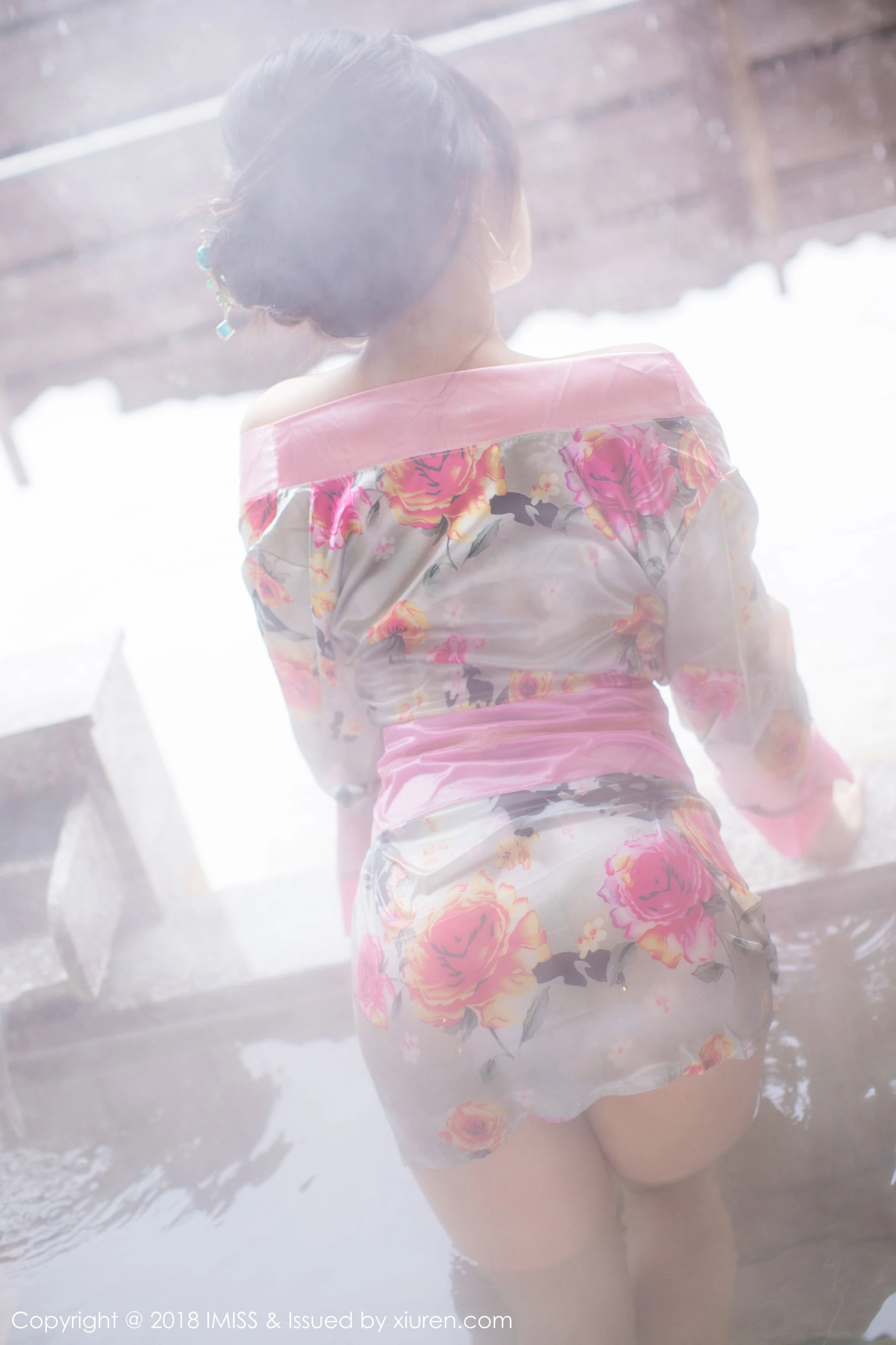 许诺Sabrina《浴池和服+蕾丝美腿》 爱蜜社IMiss Vol.221第4张