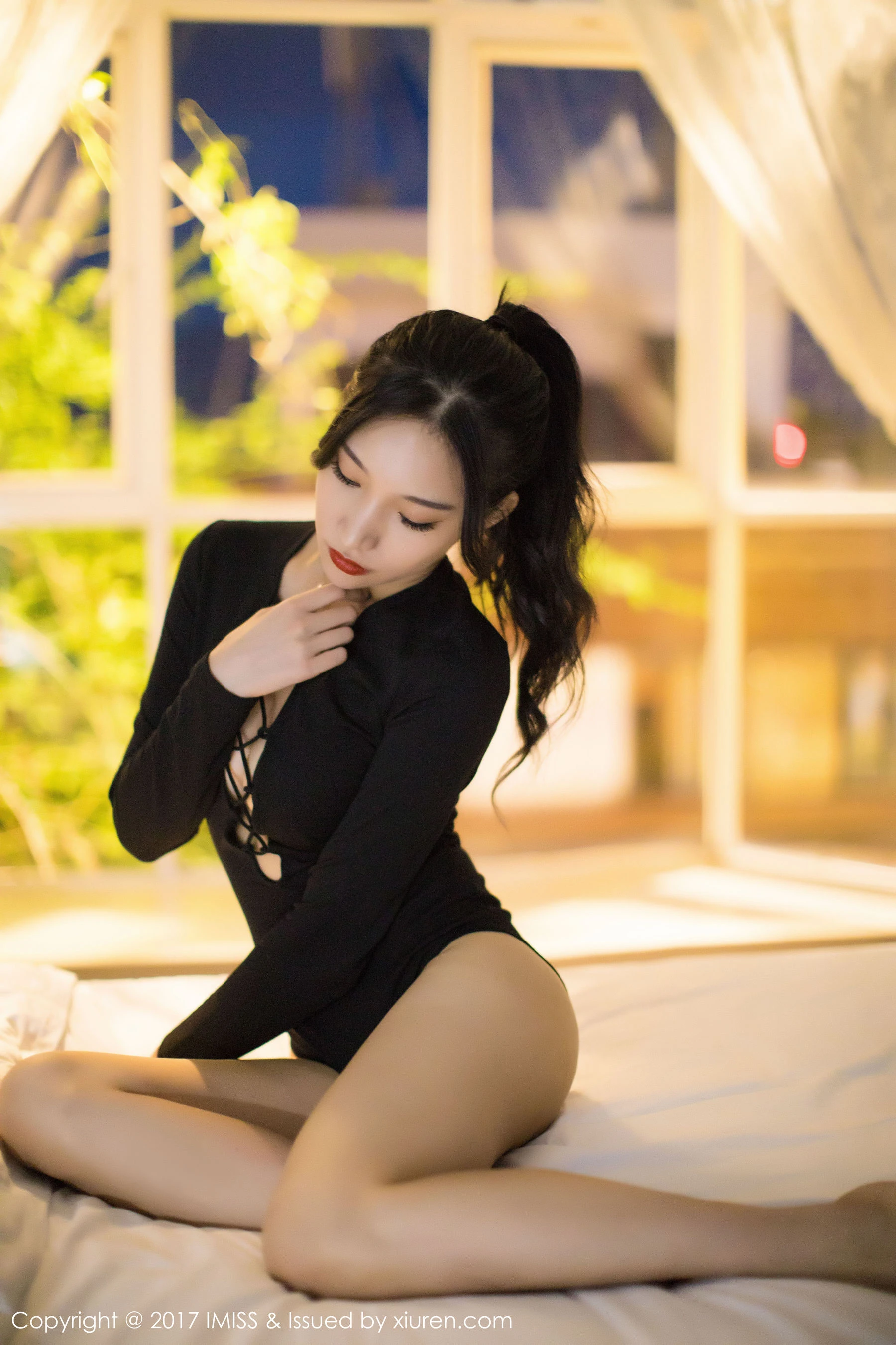 小狐狸Sica《黑色私房性感美腿》 爱蜜社IMiss VOL.194第3张