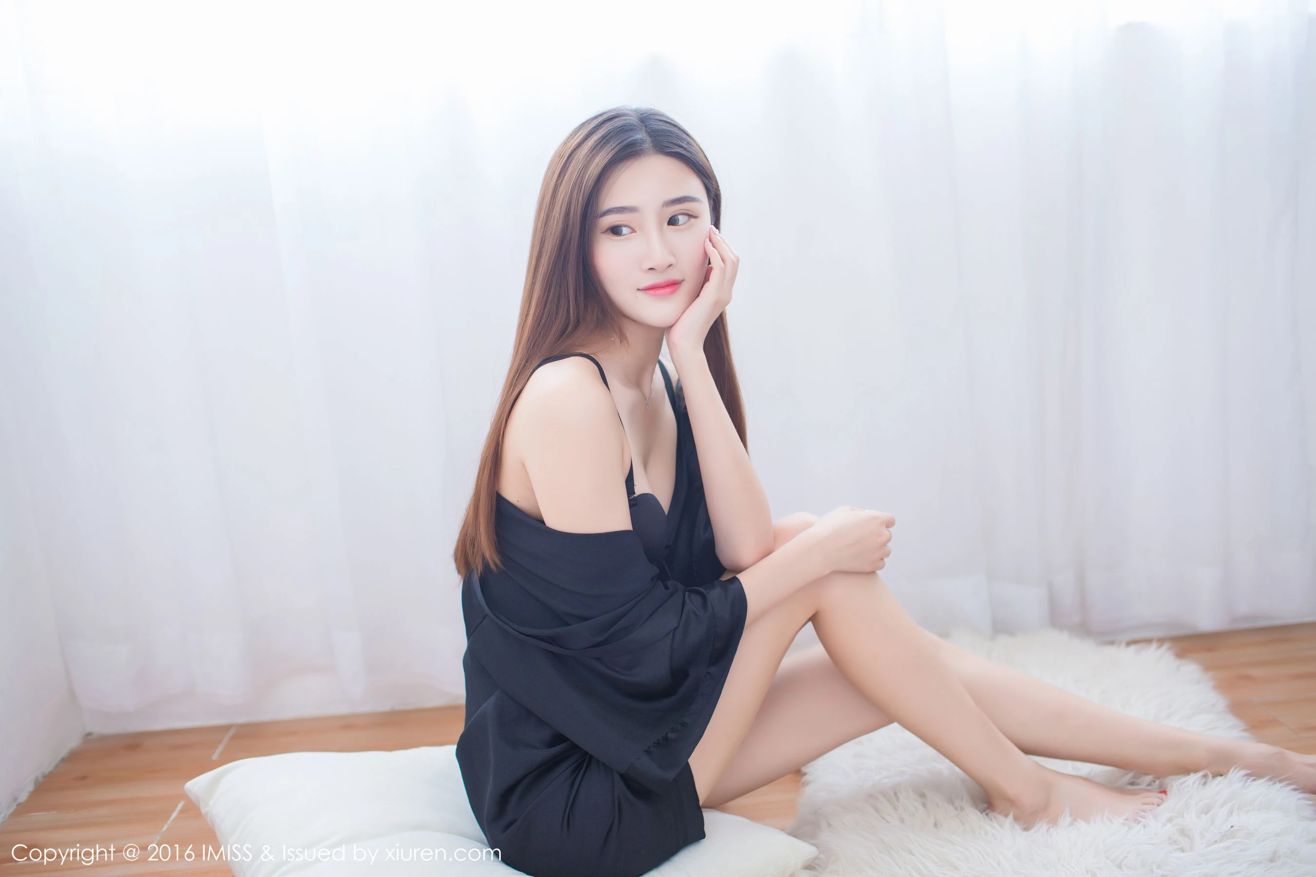 格格污巫《温文尔雅、小家碧玉型美女》 爱蜜社IMiss Vol.135第5张