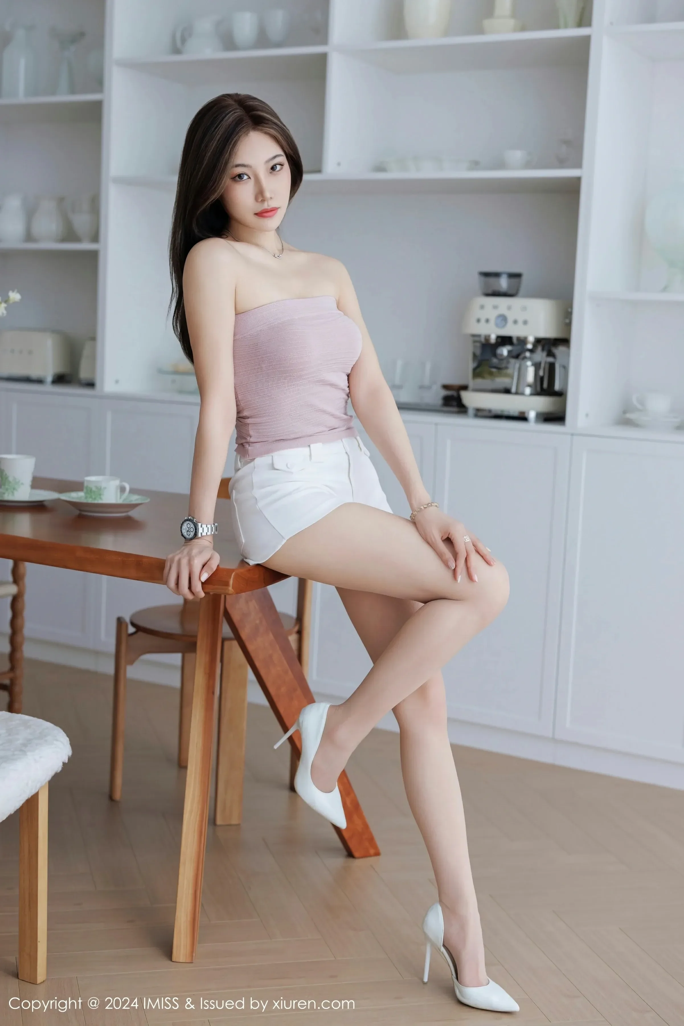  爱蜜社 VOL.771 小狐狸Kathryn [60P]第2张