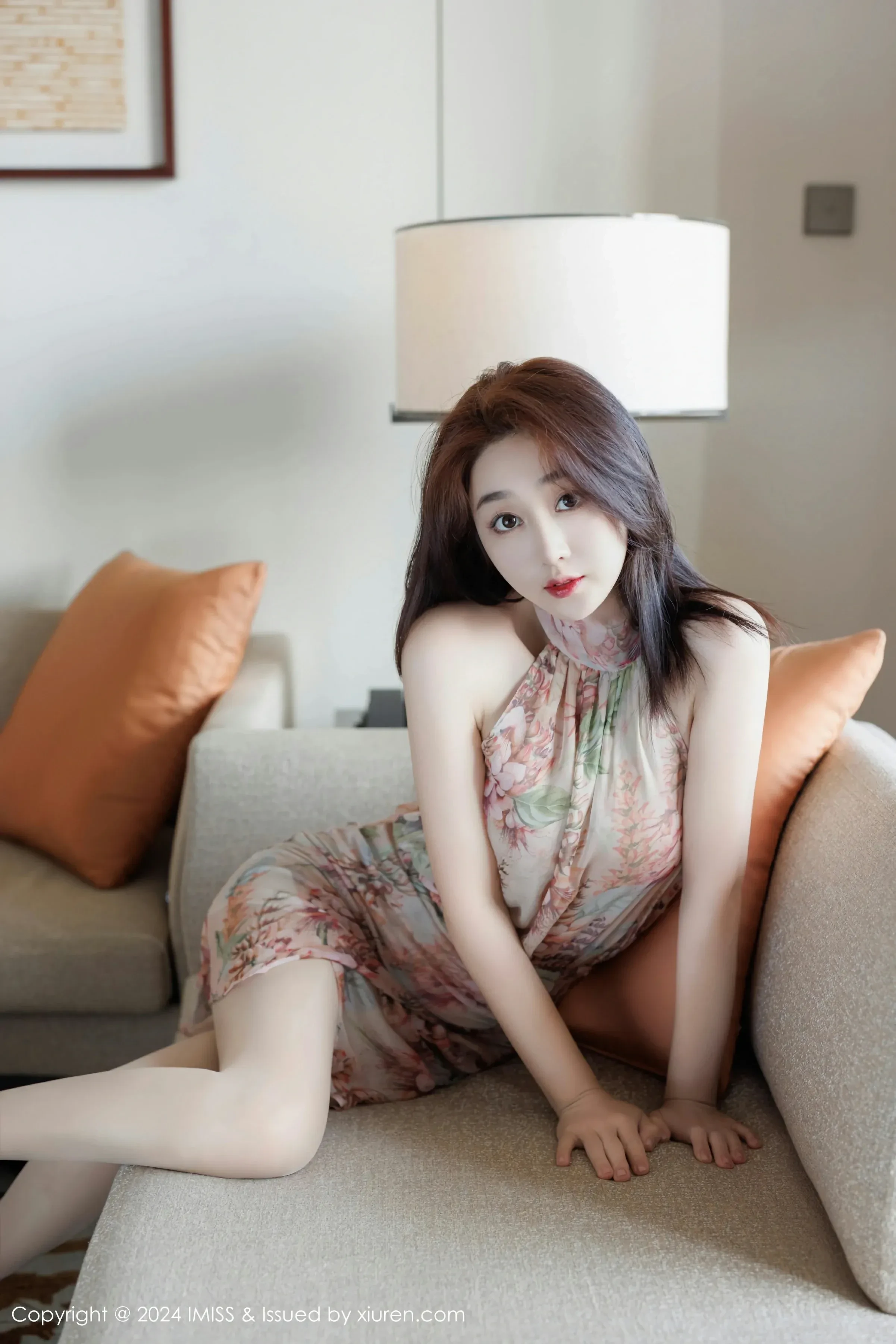  爱蜜社 VOL.772 九月生 [52P]第2张