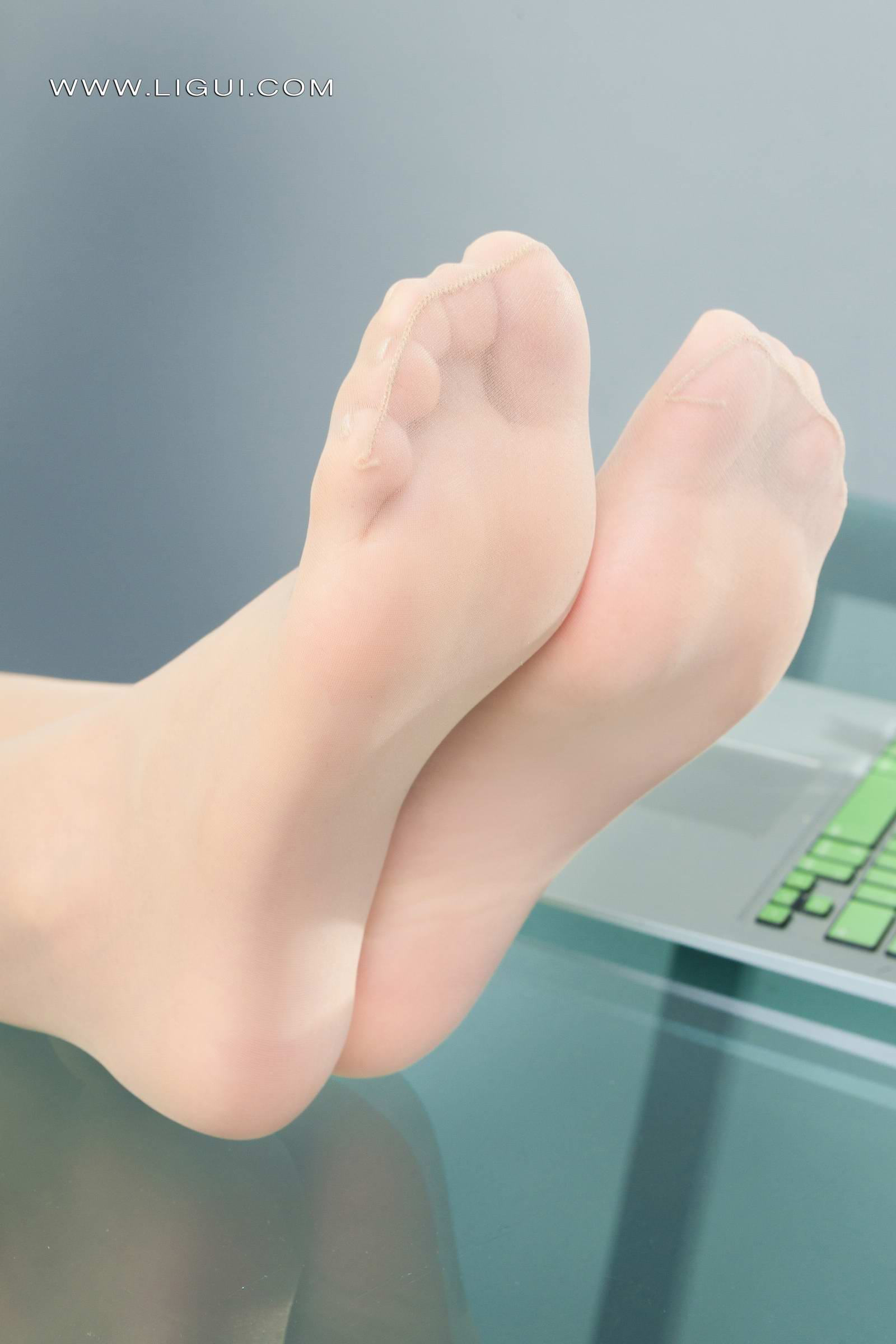 Ligui丽柜 2022.02.16 《乖巧的小秘书》菜菜第11张