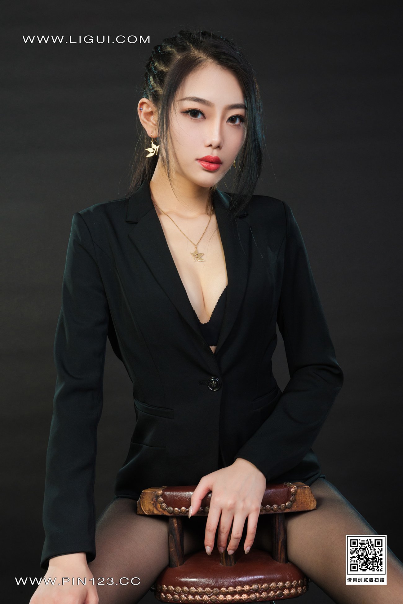 [Ligui丽柜]2022.05.23《足下生情》小智贤第19张