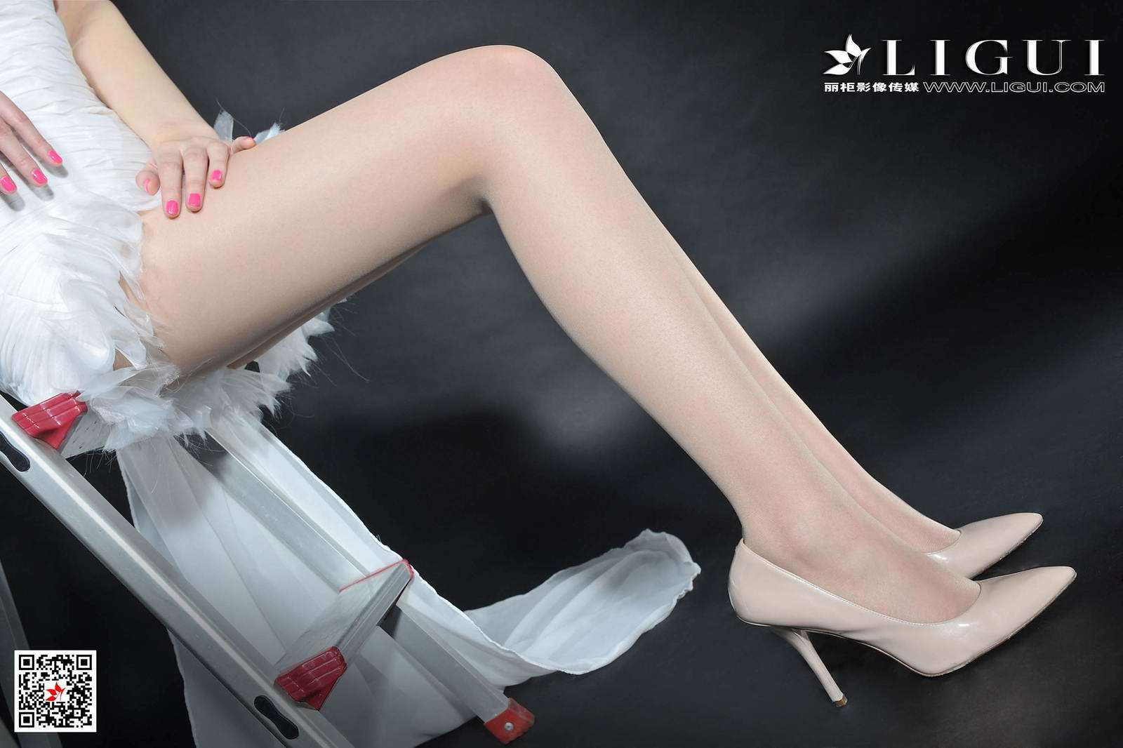 Ligui丽柜  2020.05.24 网络丽人 Model 菲菲第20张