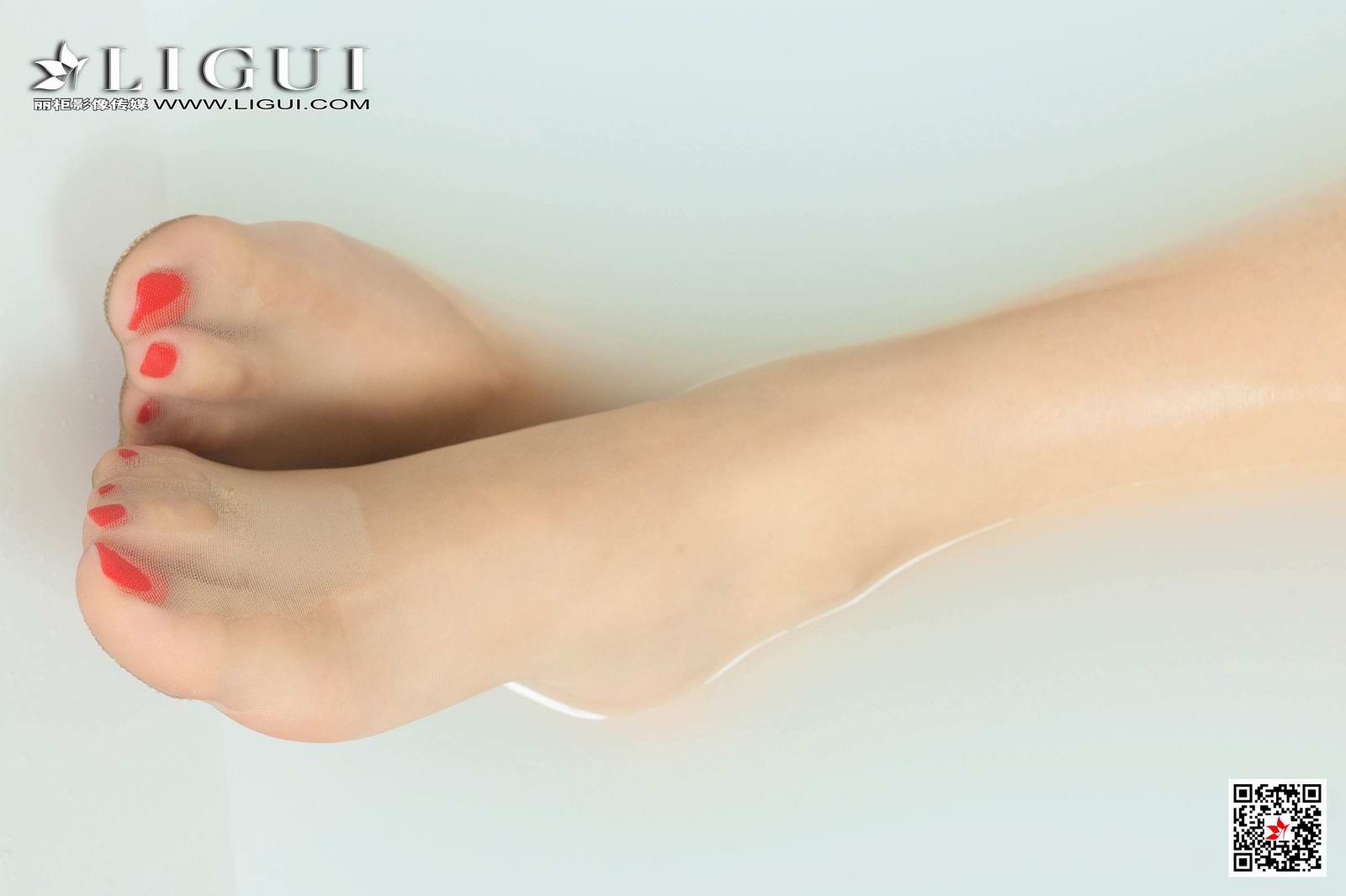 Ligui丽柜  2020.05.27《香浴名莲》潘潘第8张