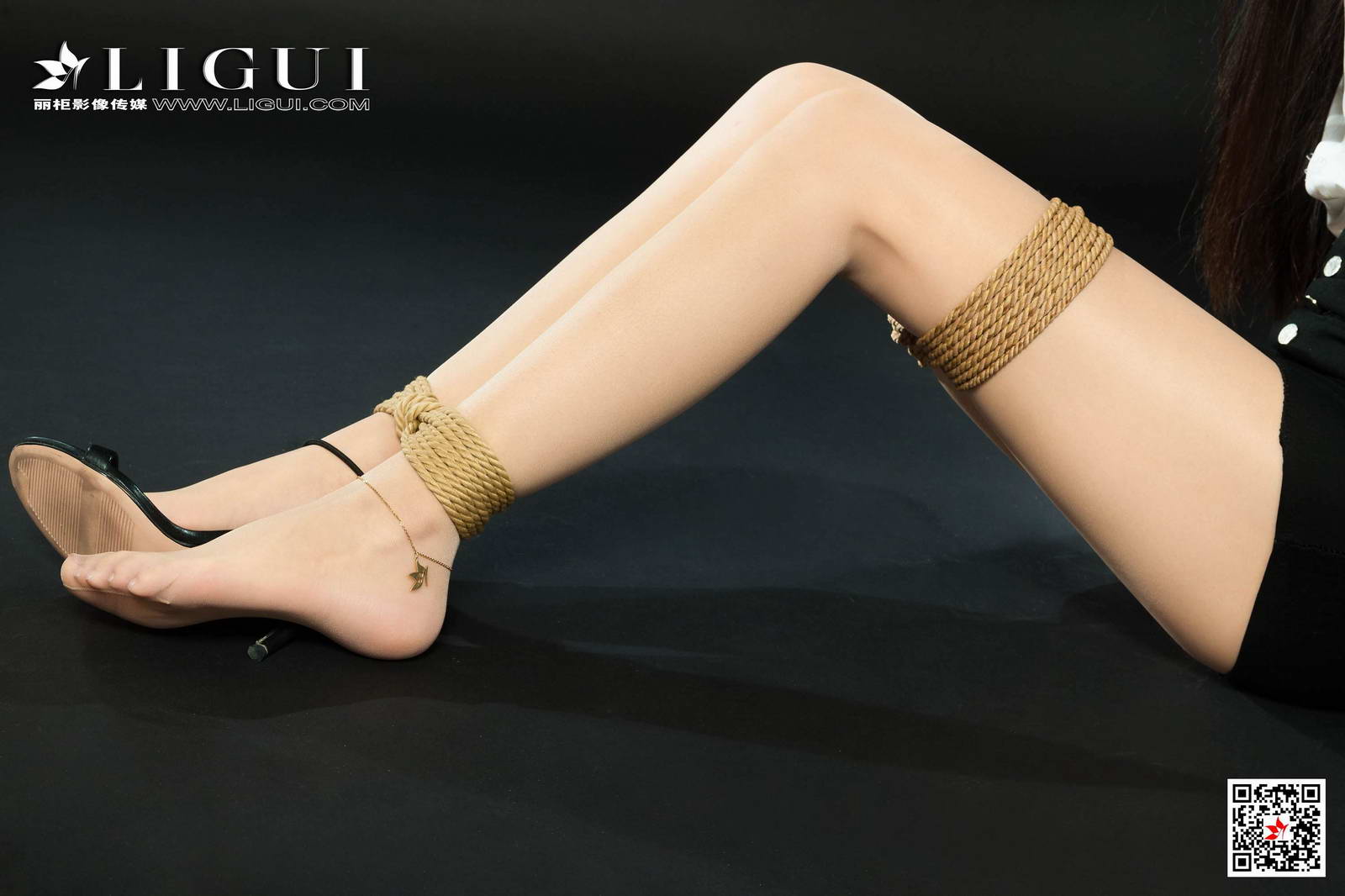 Ligui丽柜 2020.10.02《紧缚新莲》白雪第2张