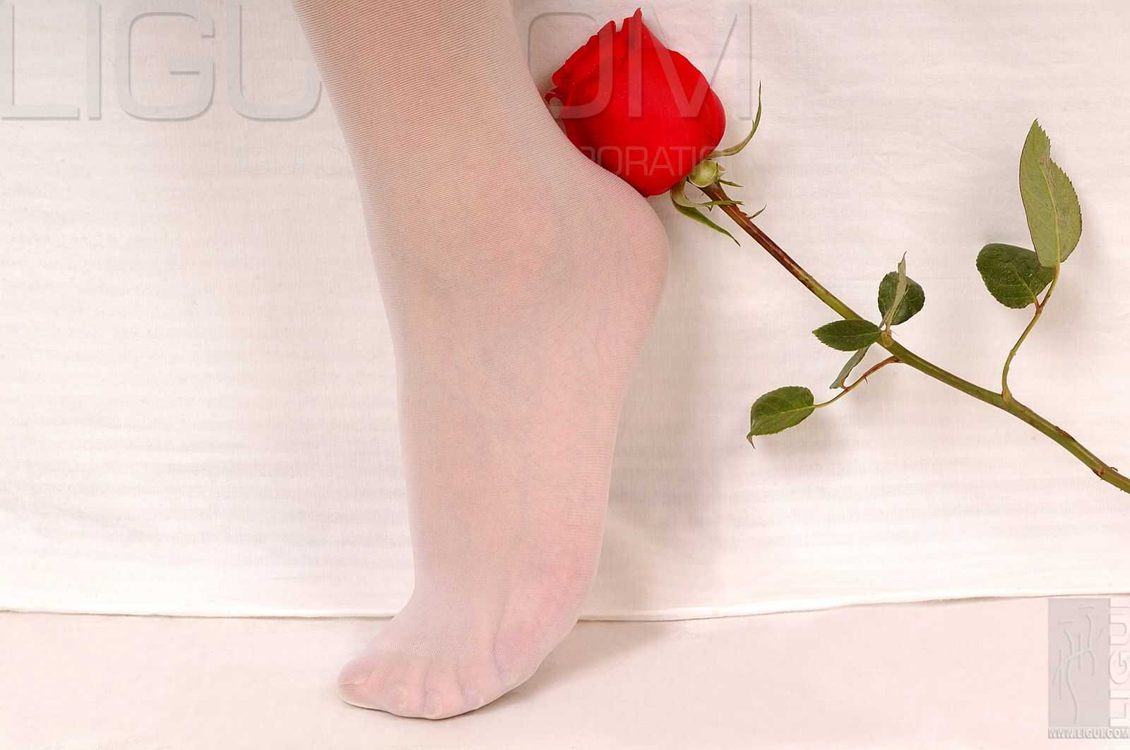 [丽柜LiGui] Model 英子《诱人的白丝》写真集图片第7张