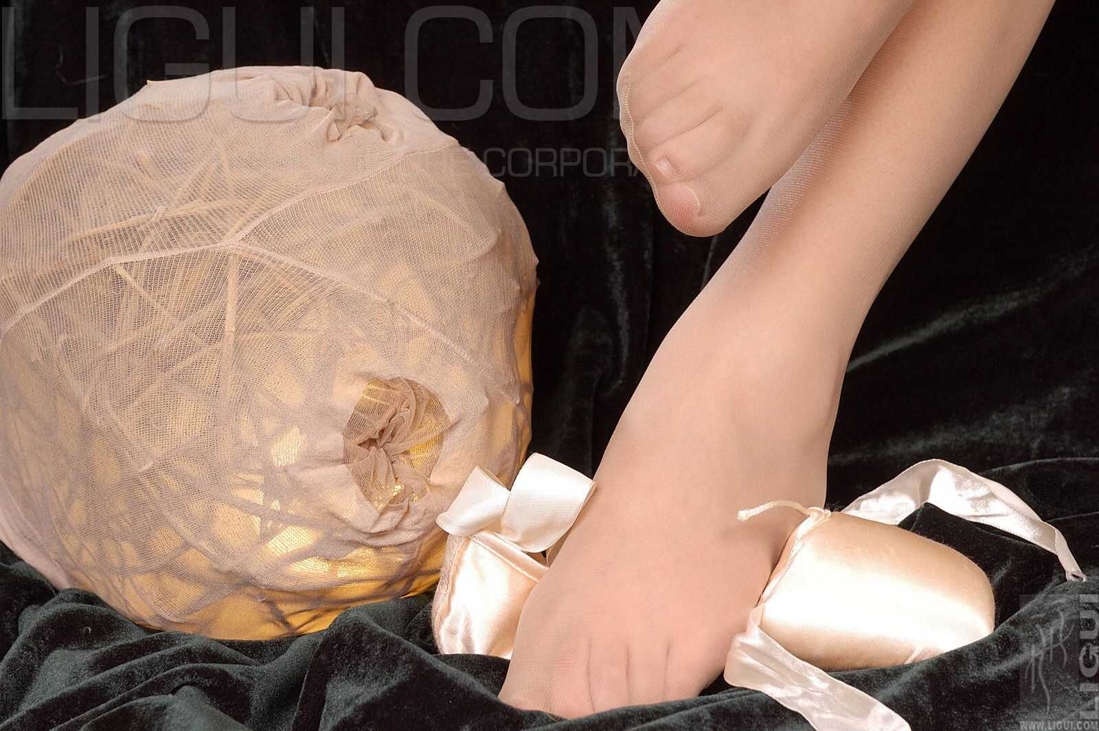 [丽柜LiGui] Model 丝丝《美丽的天使》丝足写真图片第6张