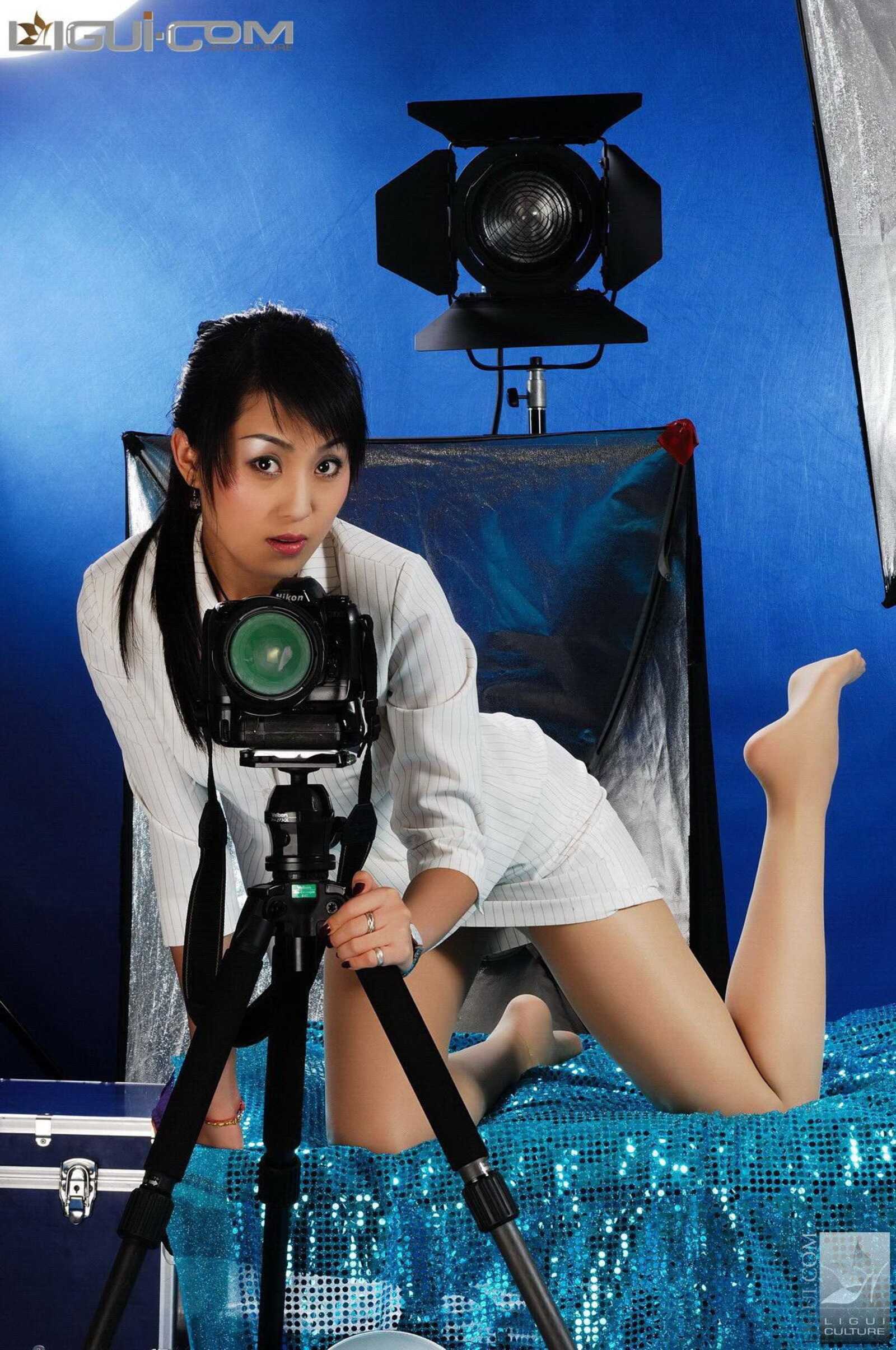 Model 琳达《燃情丝袜玉足是聚光灯永恒的焦点》第4张