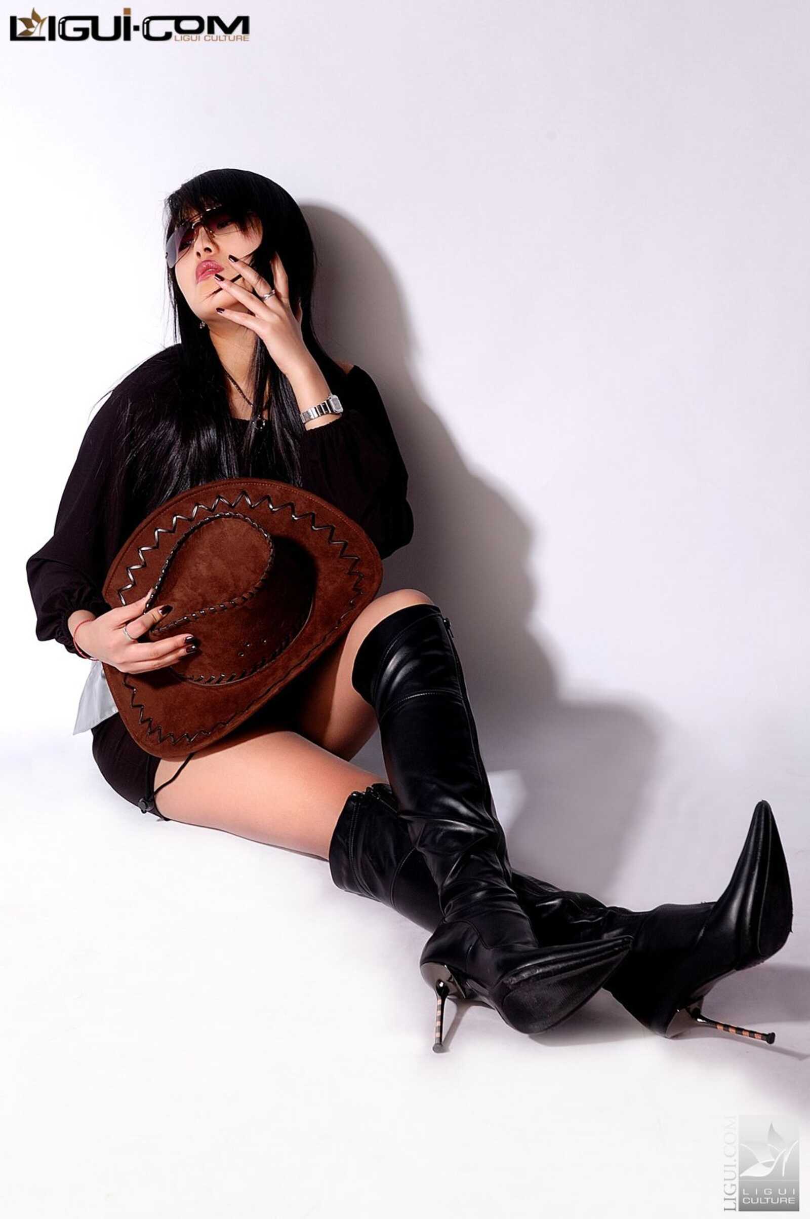 Model 琳达《飞扬牛仔》 [丽柜LiGui] 丝足写真图片第10张