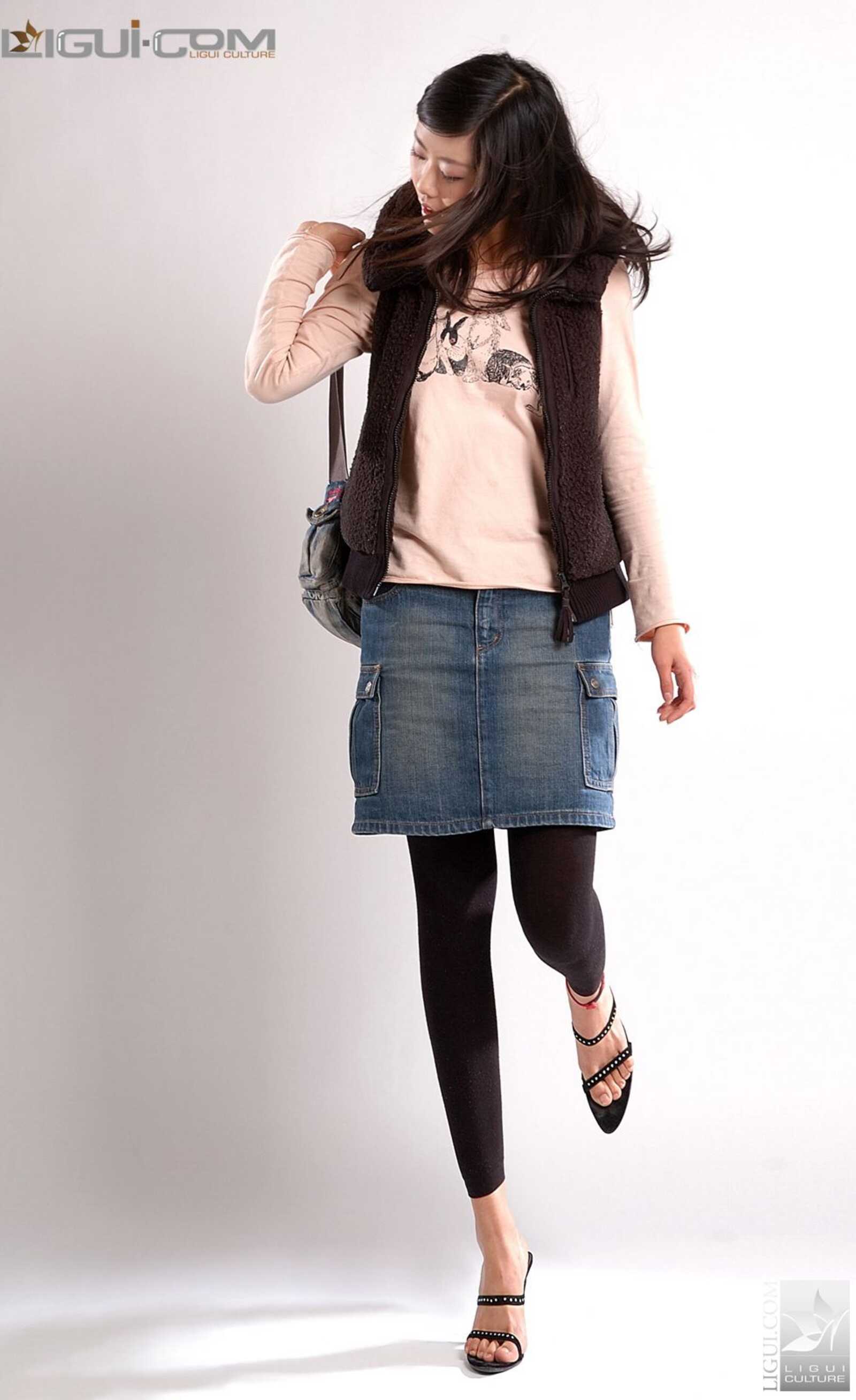 Model 张迪《牛仔短裙玩飘逸》 [丽柜LiGui] 美腿玉第2张