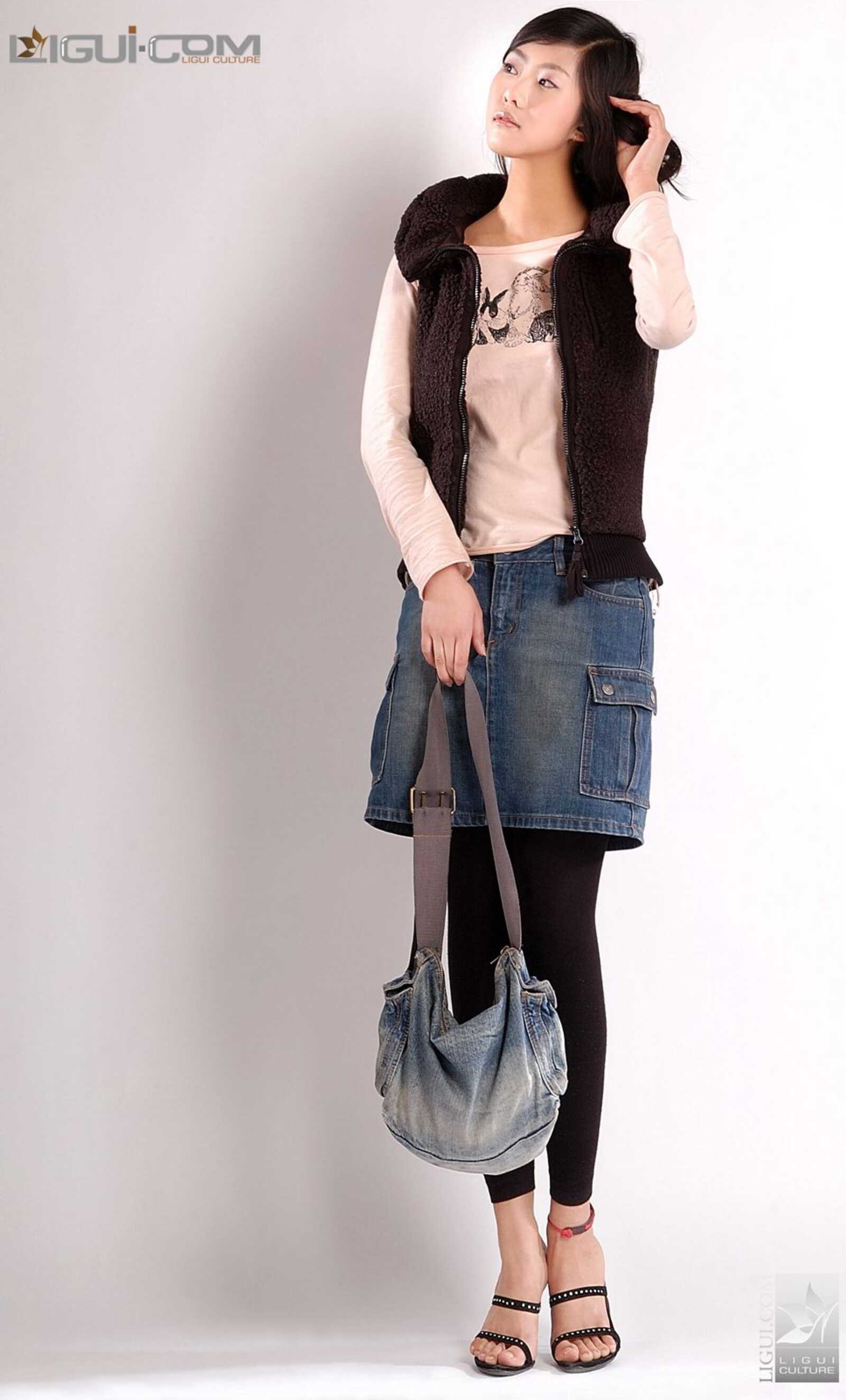 Model 张迪《牛仔短裙玩飘逸》 [丽柜LiGui] 美腿玉第2张