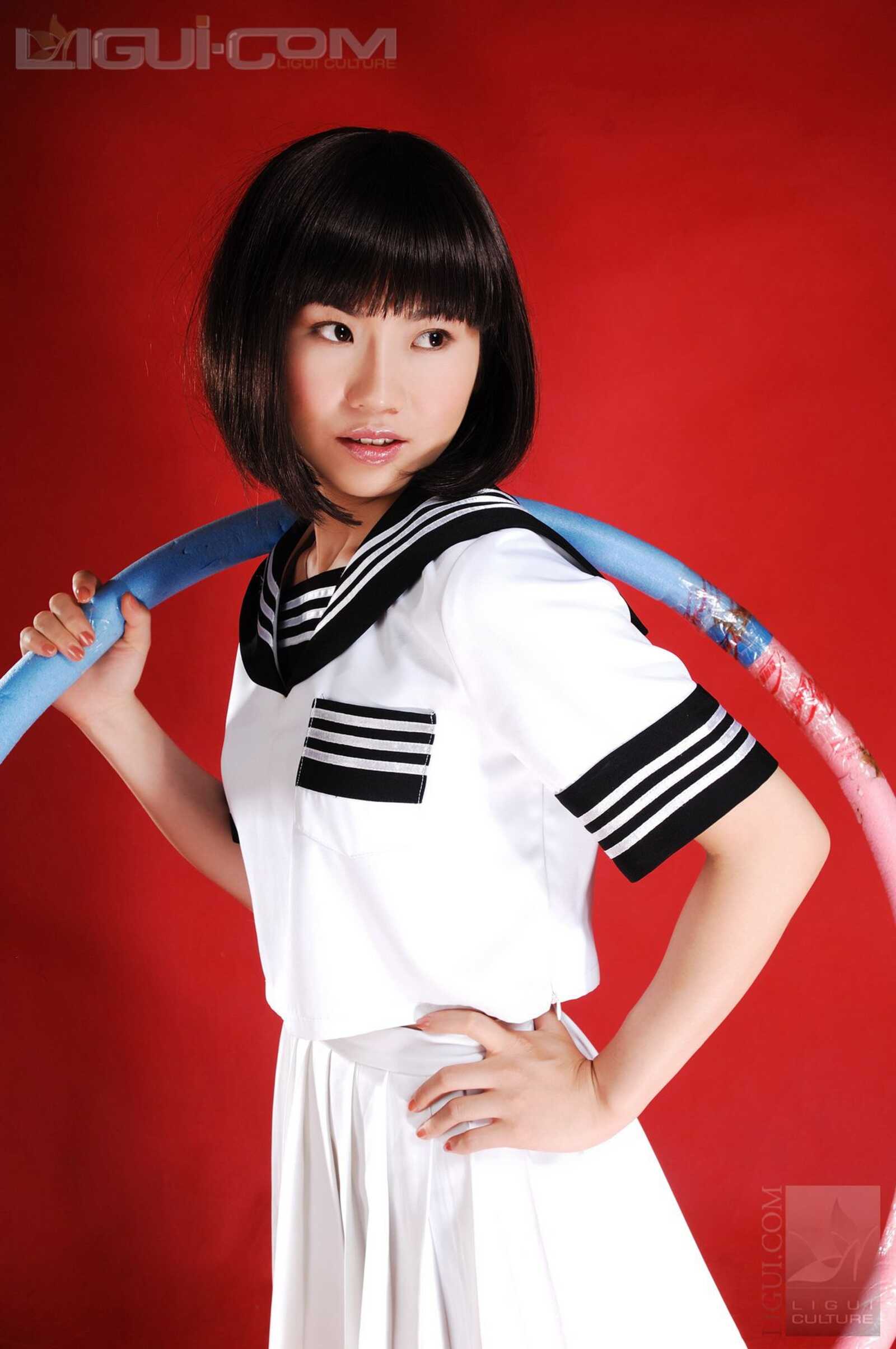 Model 由美《可爱学生妹锻炼时秀丝袜》 [丽柜Li第1张