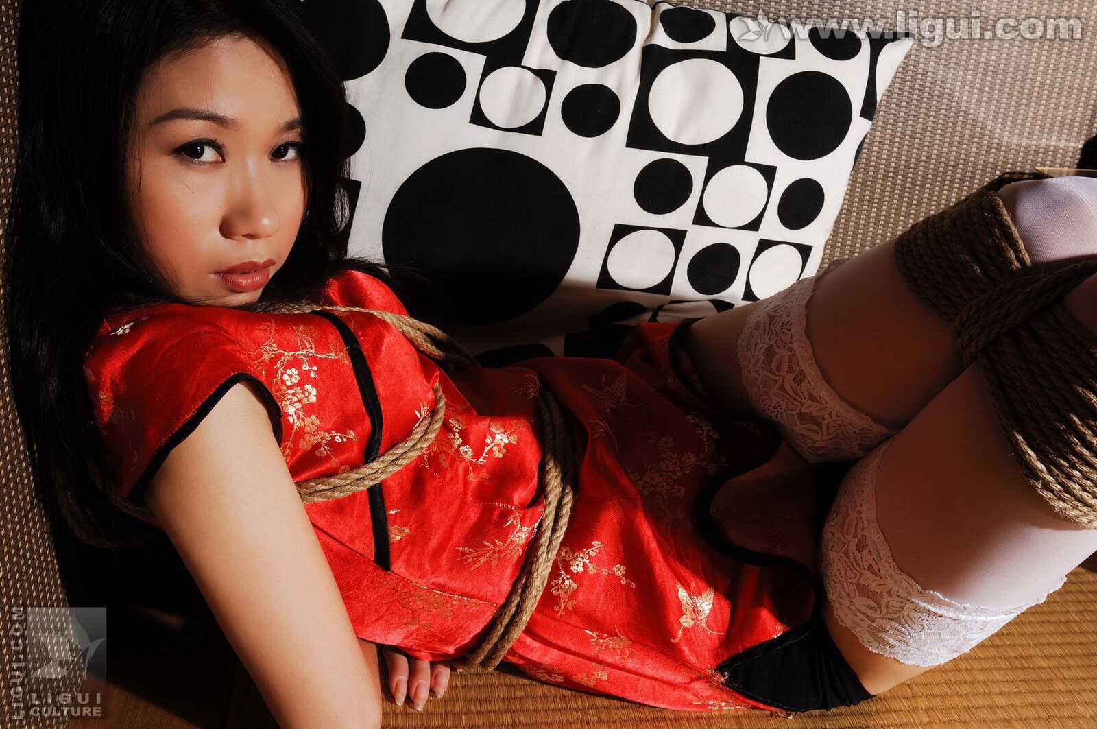 Model 海伦《可怜的小猫咪》 [丽柜美束LiGui] 丝足第5张