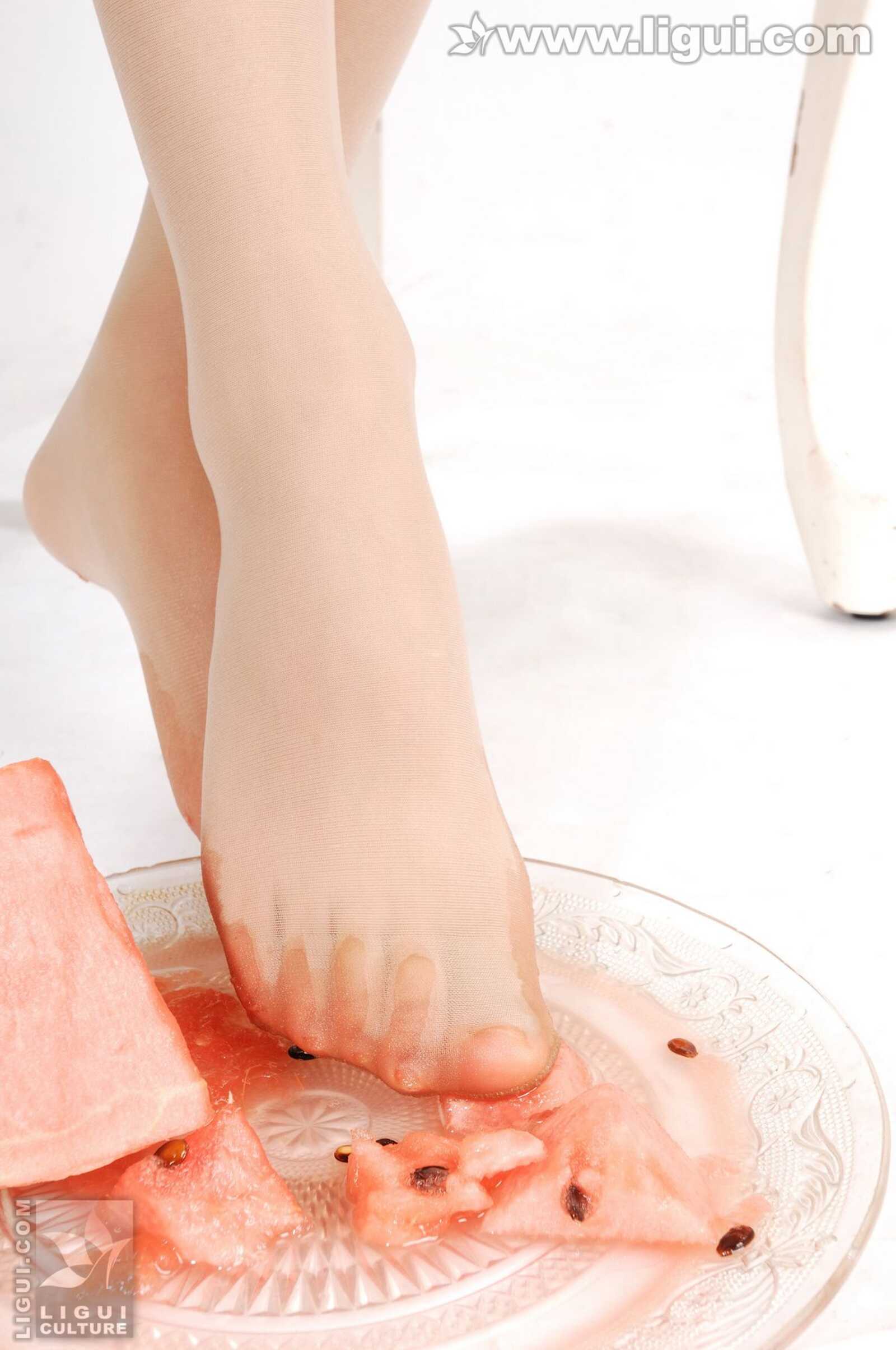 Model 伊园《甜美丝足炸出的西瓜汁》 [丽柜LiGui第6张