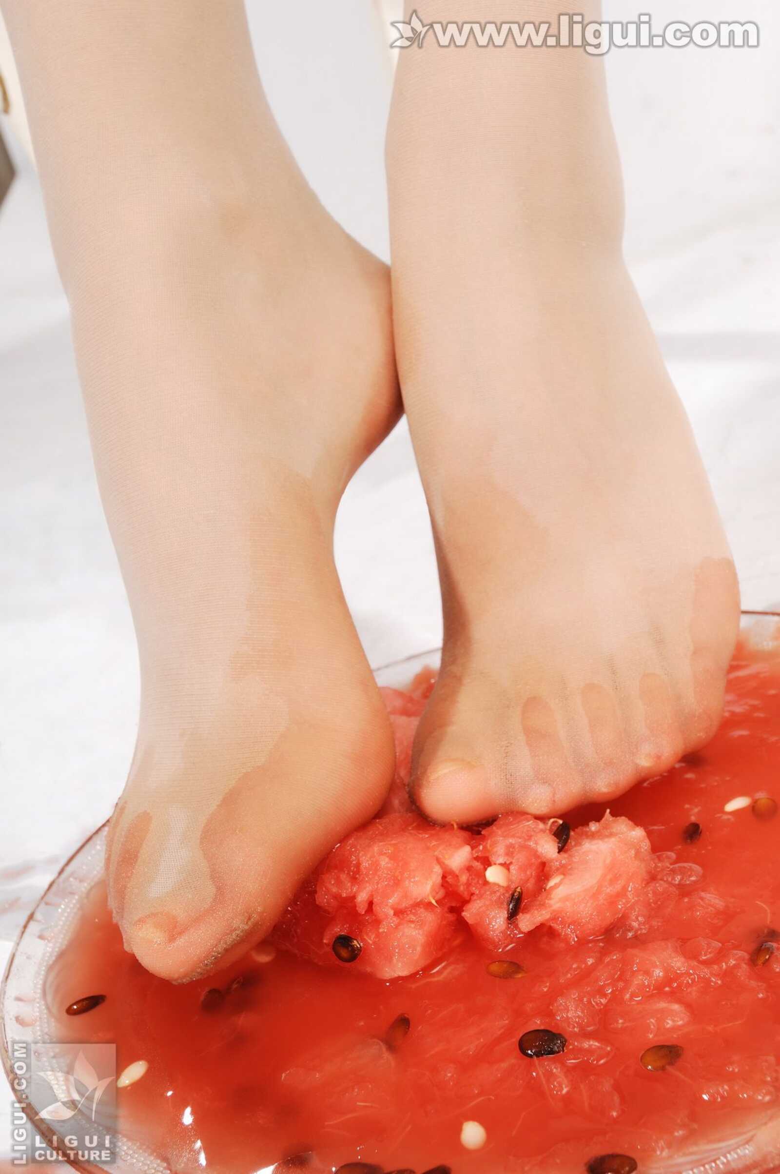 Model 伊园《甜美丝足炸出的西瓜汁》 [丽柜LiGui第4张