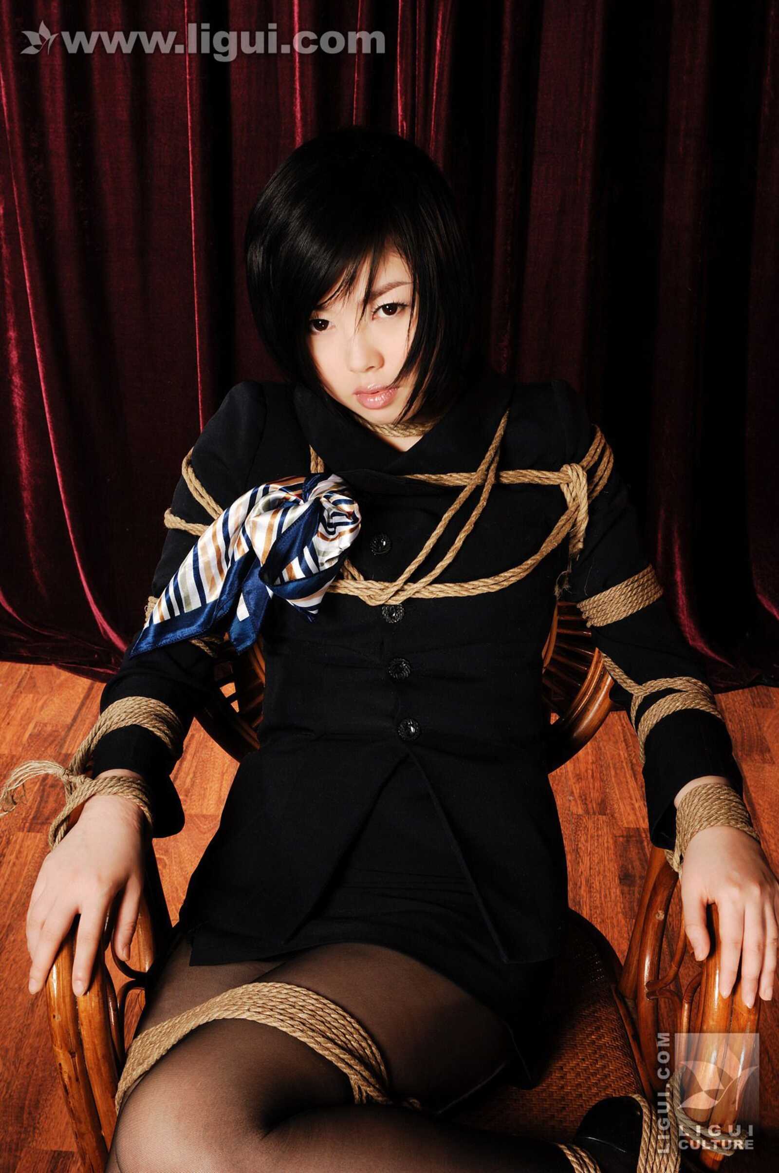 Model 幕子《环环相扣女王沦为阶下囚!》 [丽柜美第13张