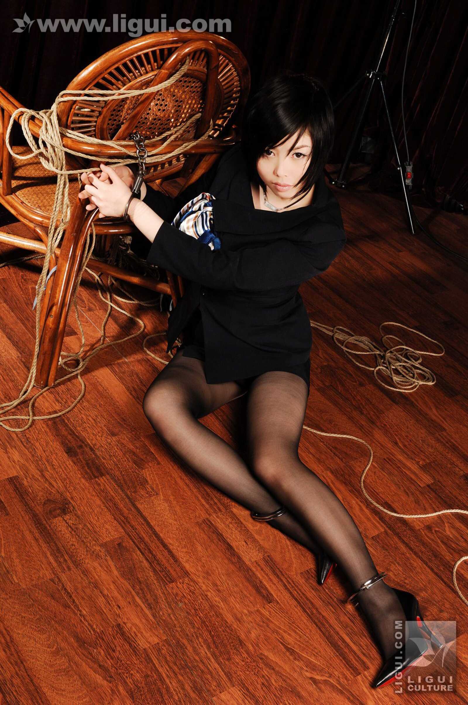 Model 幕子《环环相扣女王沦为阶下囚！》 [丽柜美第8张