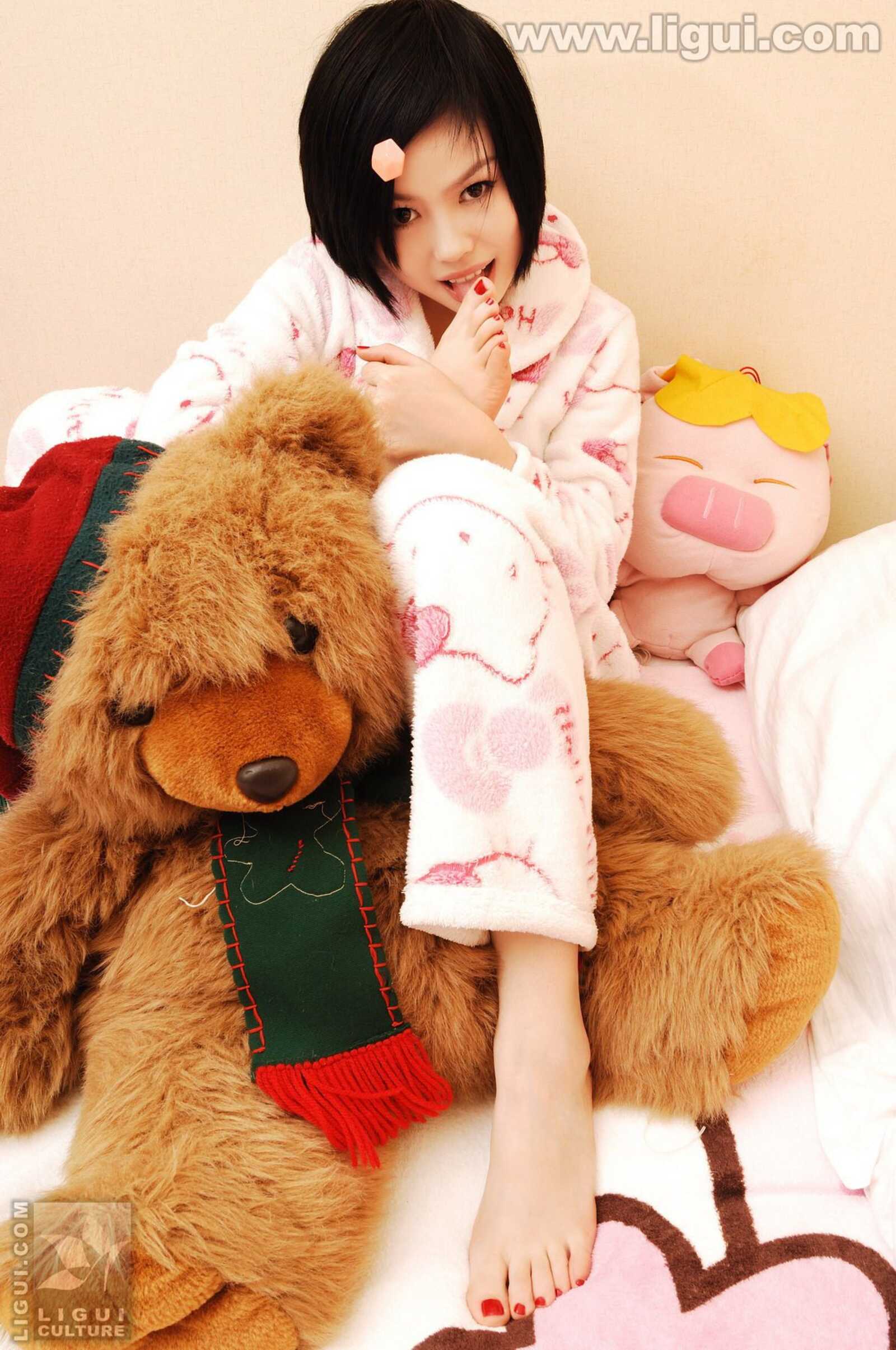 Model 幕子《可爱睡衣美足秀》 [丽柜LiGui] 丝袜美第6张