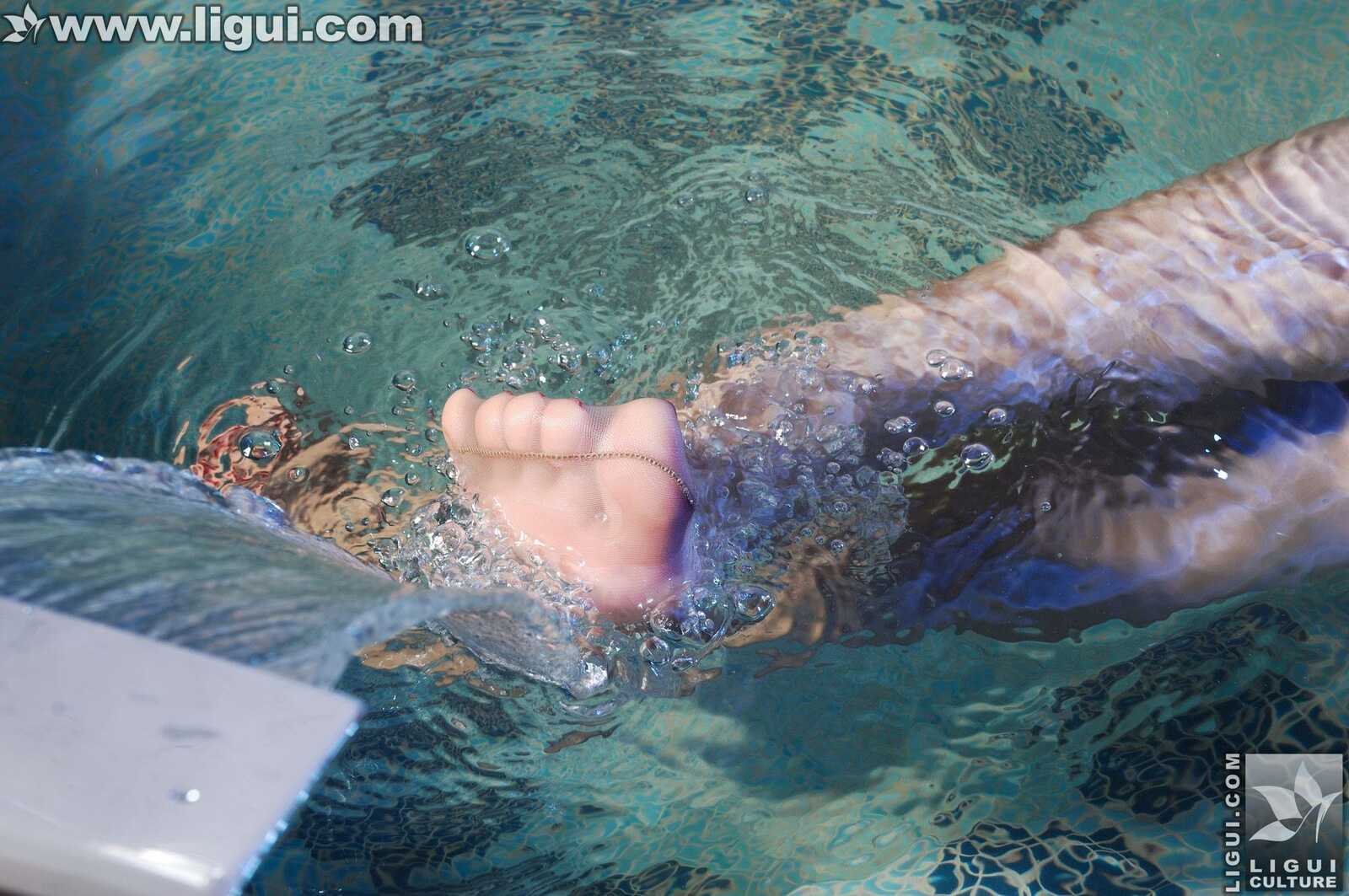 Model 思玉《水中天使》 [丽柜LiGui] 丝袜美足写真第2张