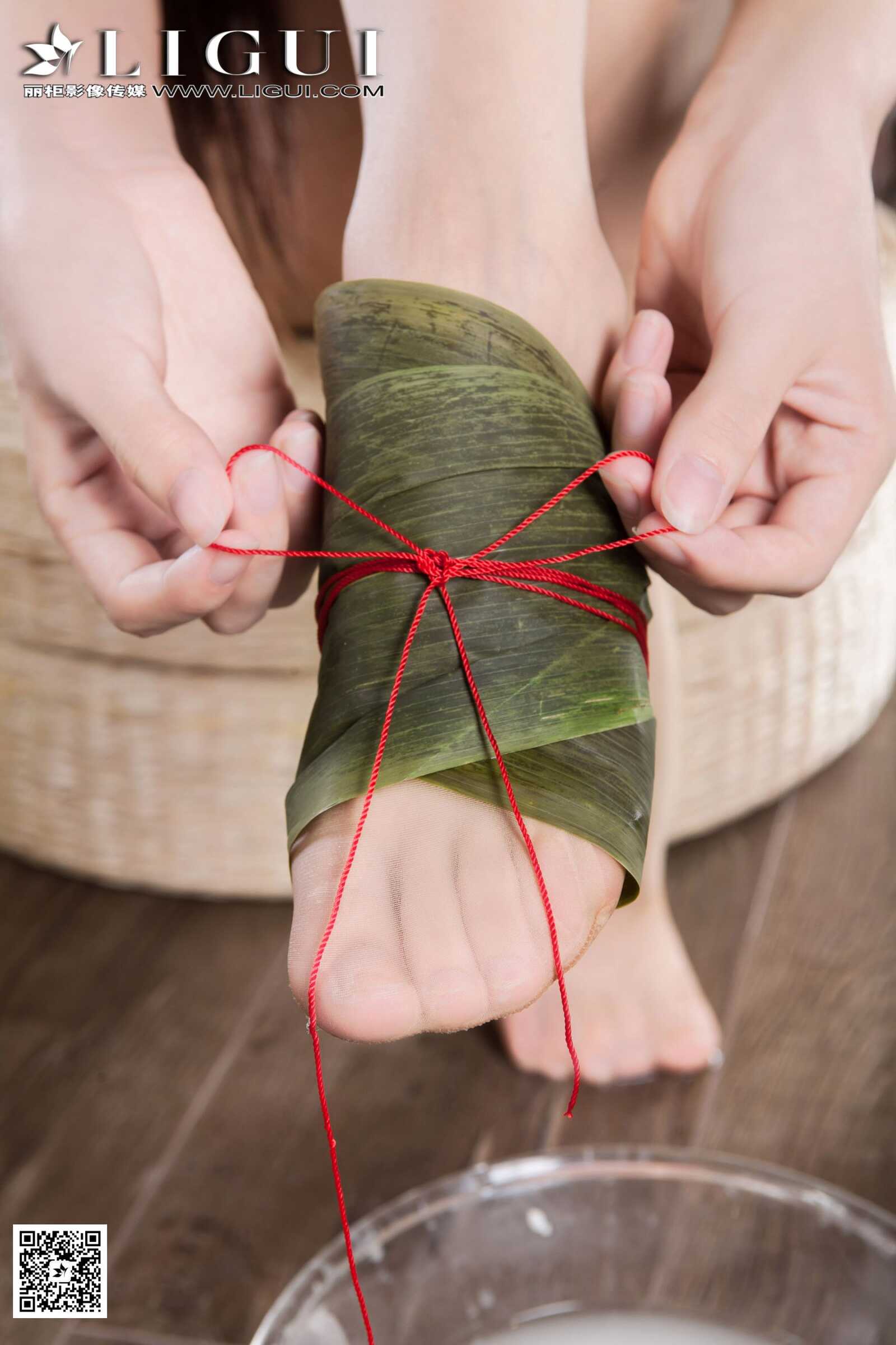 红烛《端午粽子少女丝足》 [丽柜] 写真集第1张