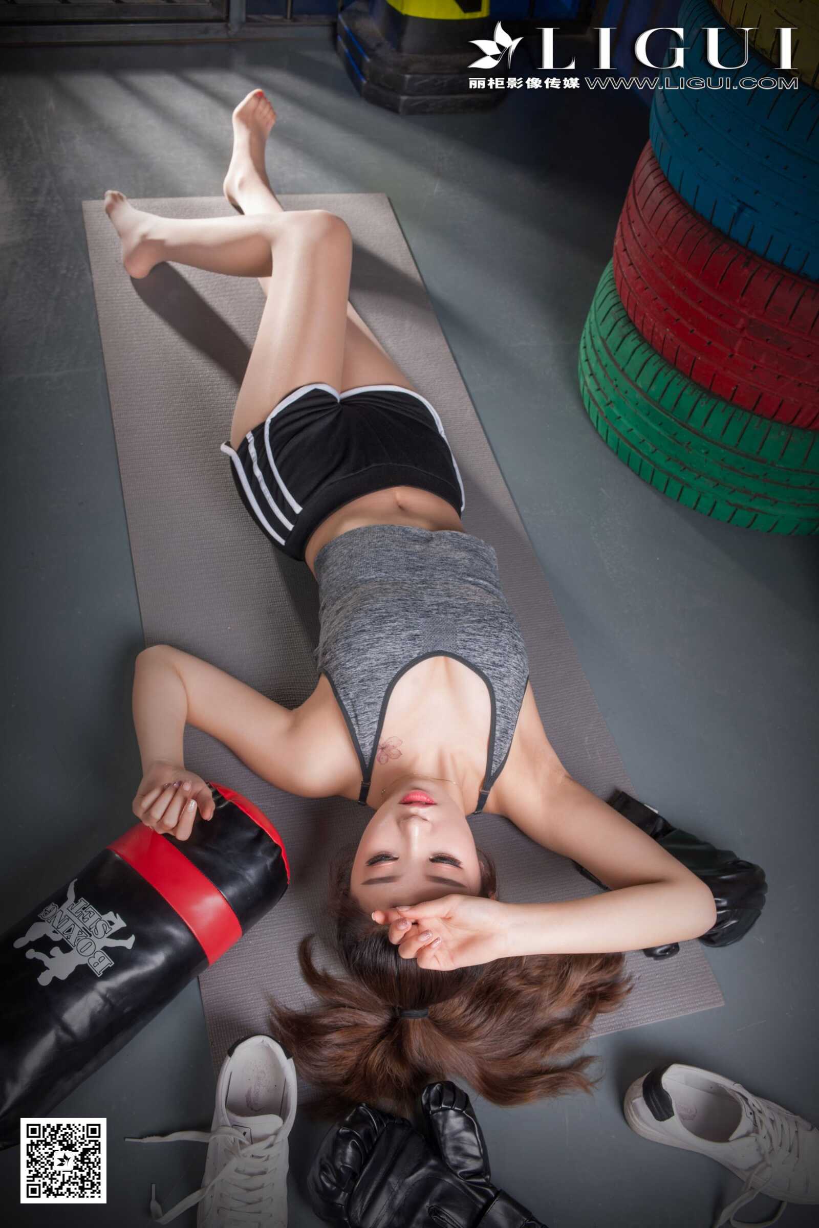 筱筱《拳击少女丝足》 [丽柜贵足学校] 写真集第1张