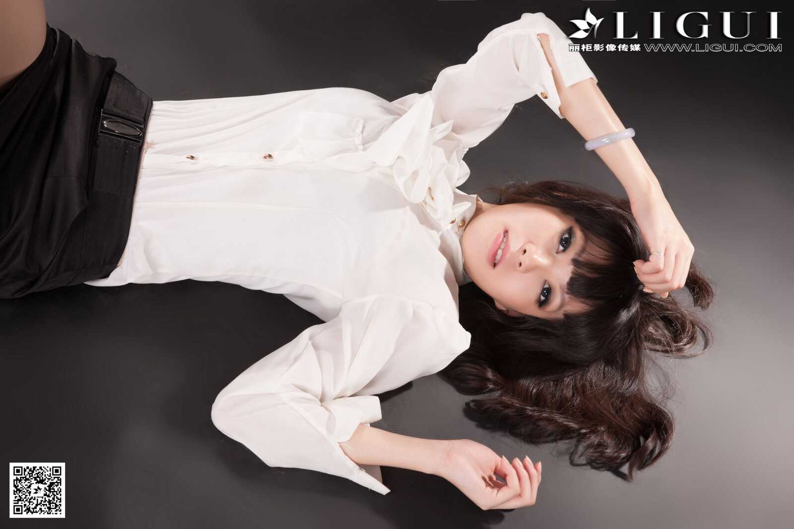 [丽柜贵足] Model 乐乐《职业装丝足高跟》上下全第4张