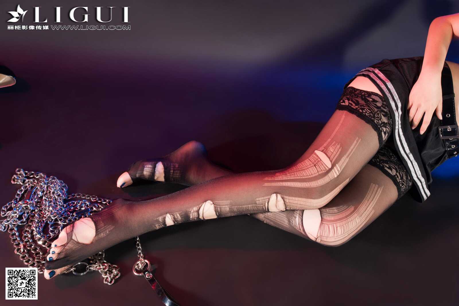 Model 诺言《黑丝女警镣铐丝足》[丽柜贵足LiGui]第3张