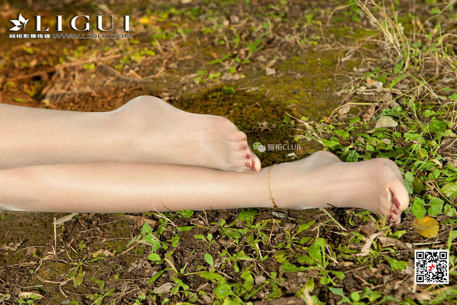 Model 筱筱《郊外肉丝丝足》 [丽柜Ligui] 写真集第8张