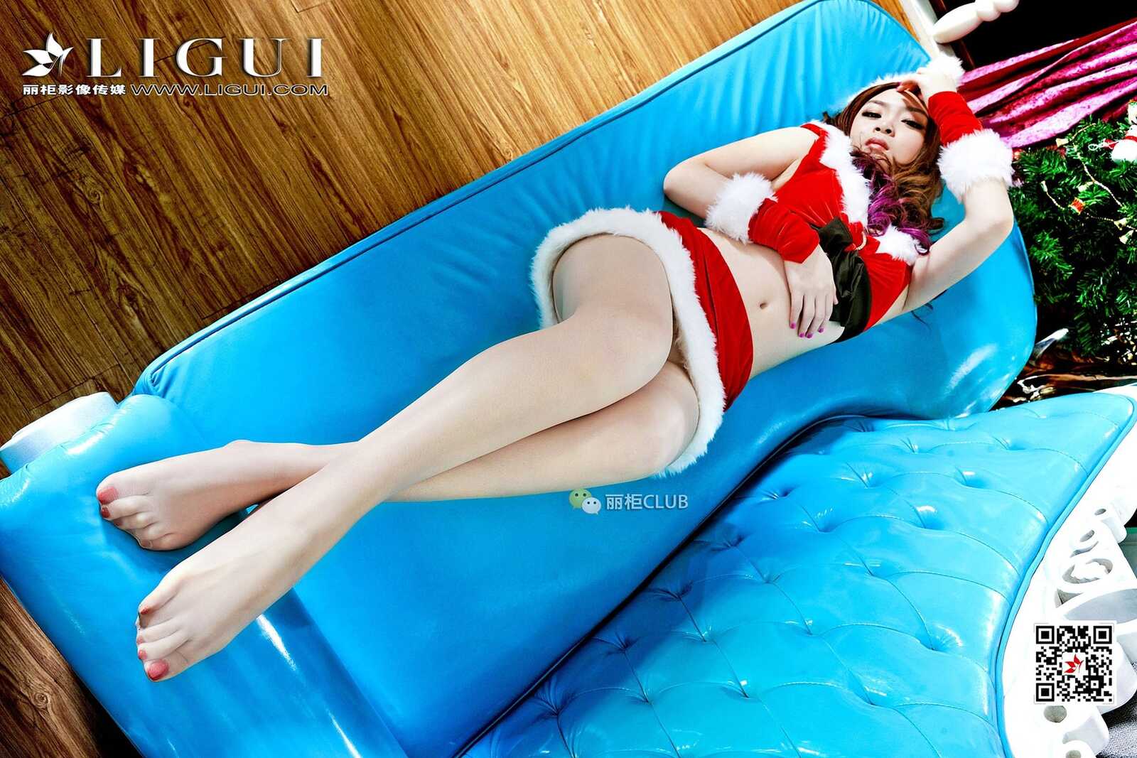 腿模允儿《圣诞丝足》 [丽柜Ligui] 写真集第15张