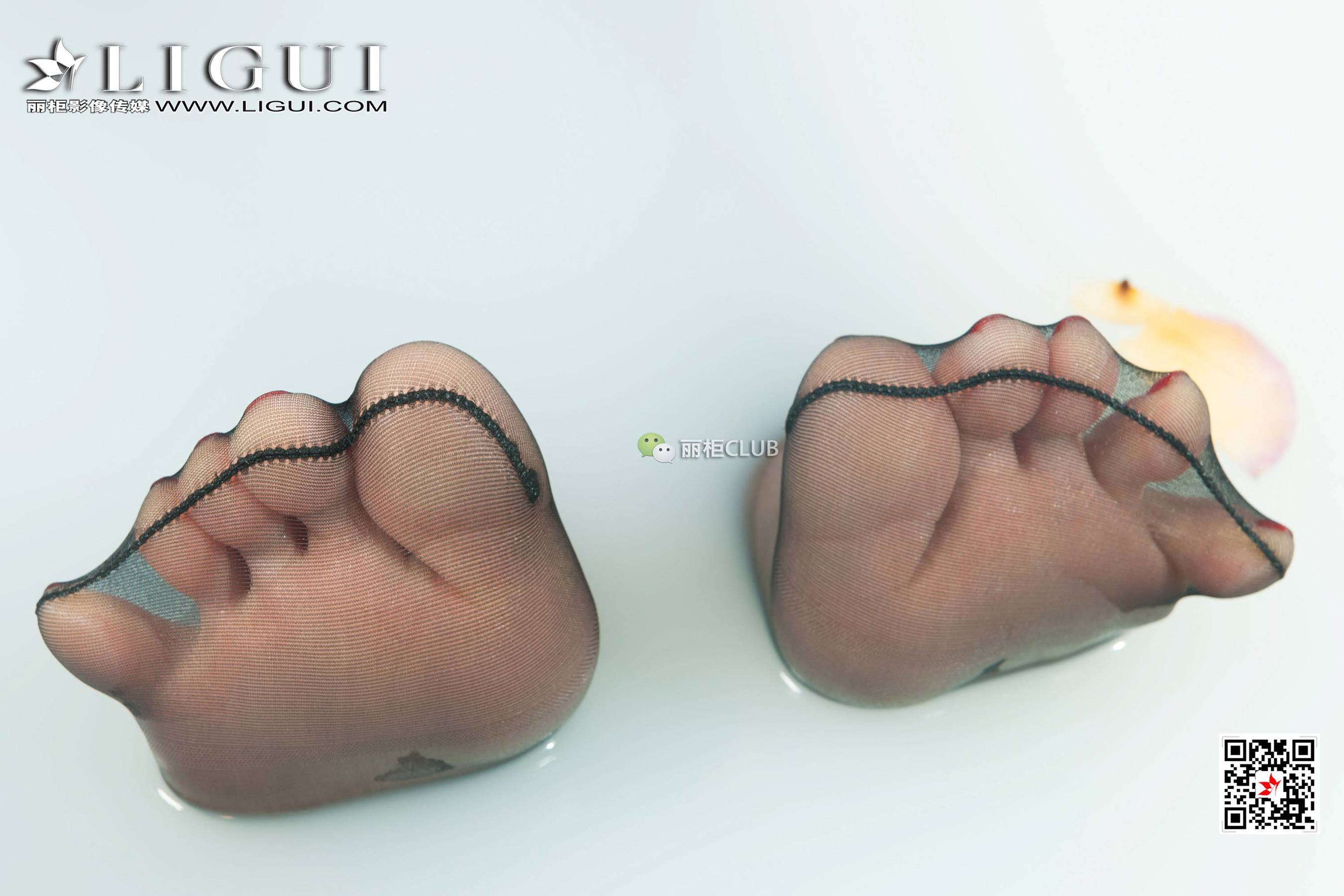 足模然然《浴缸丝足迷情》 [丽柜LIGUI] 网络丽人第3张