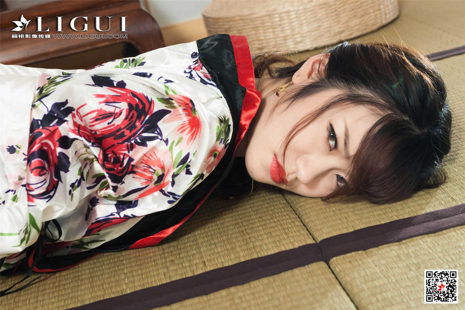 模特安娜《和服绳艺》 [丽柜美束Ligui] 美腿丝足第1张