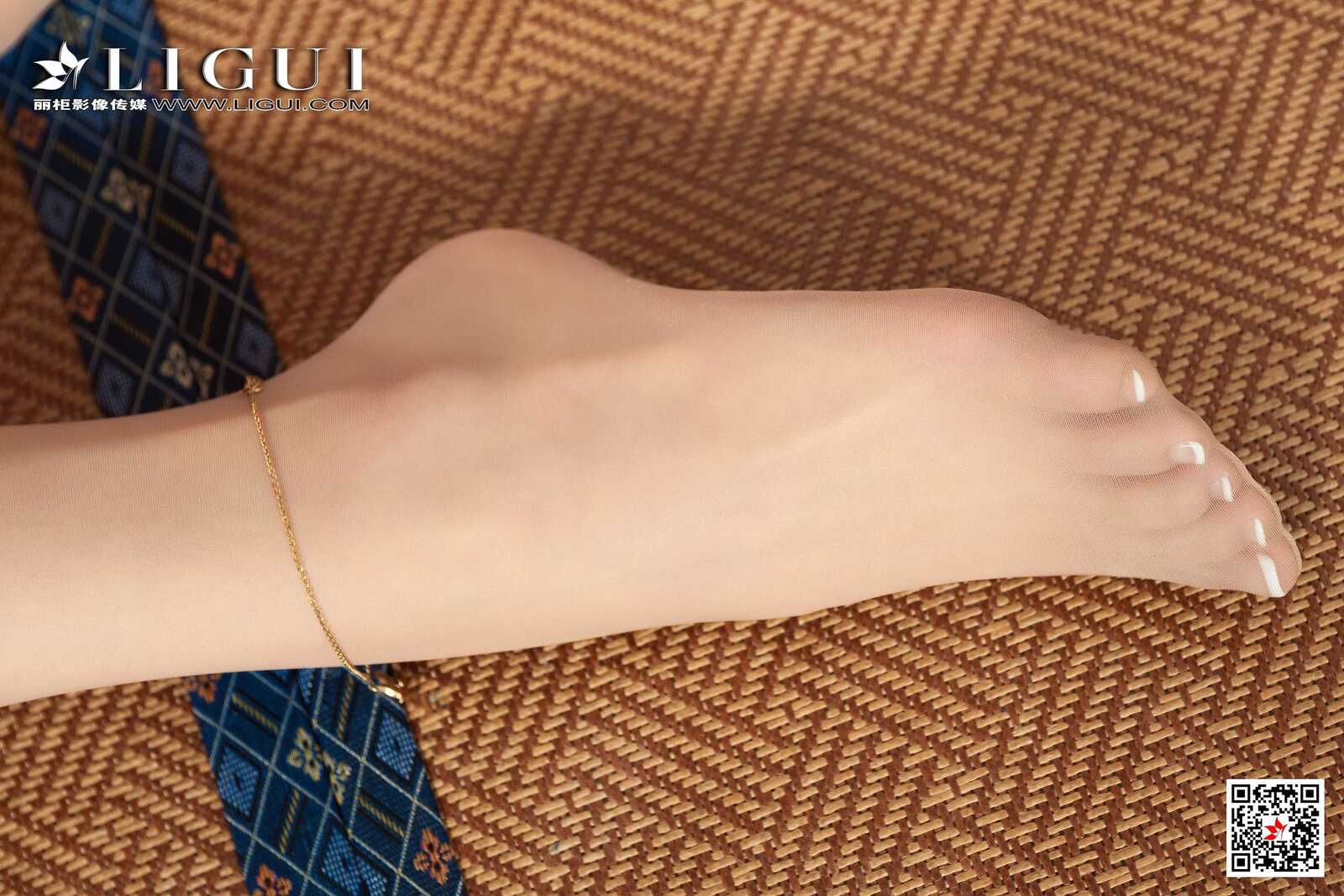 王炜炜《极品古典丝足》 [丽柜LIGUI] 网络丽人 写第10张