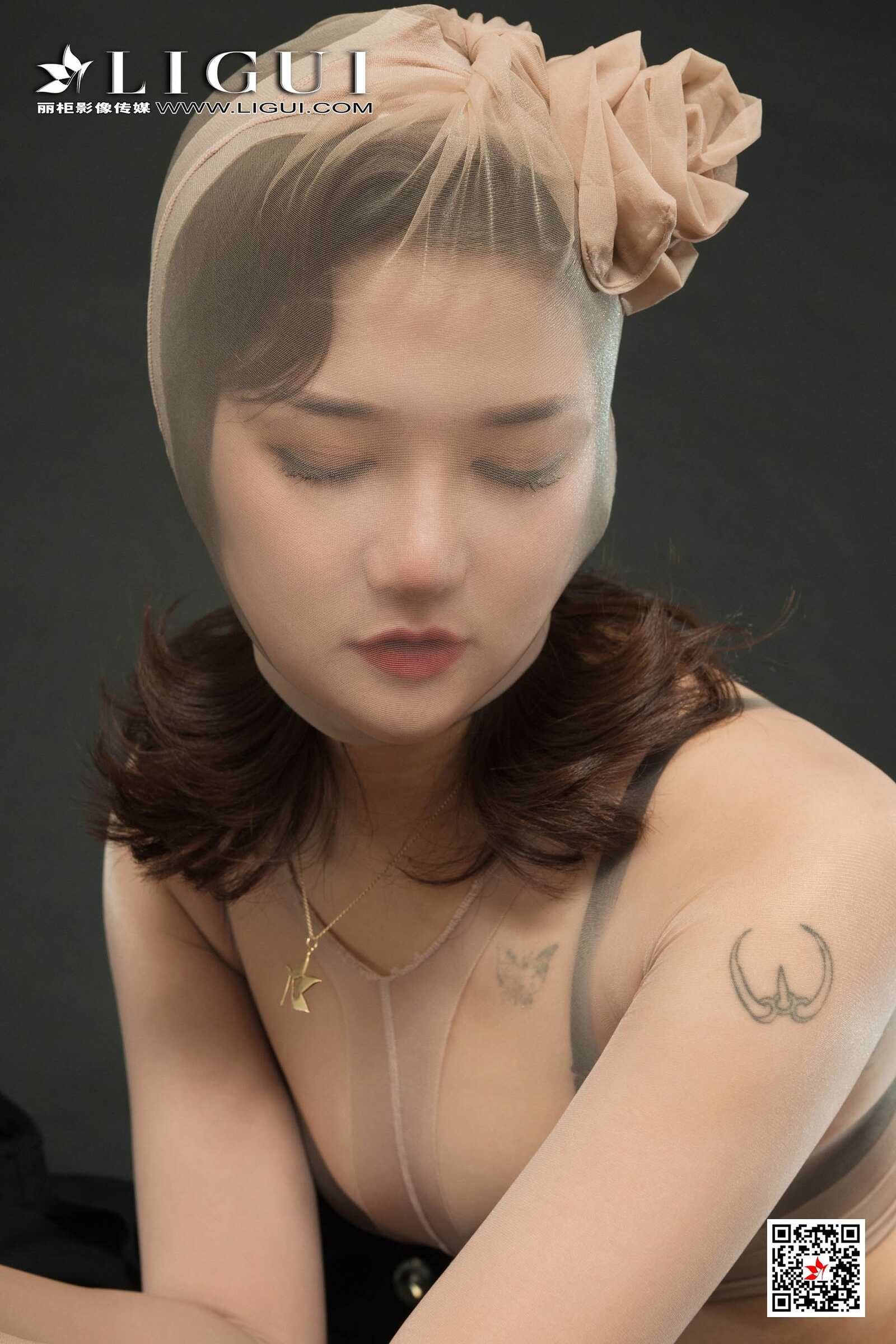 Model 文芮《肉丝人体》 [丽柜LiGui] 丝袜人体摄影第10张