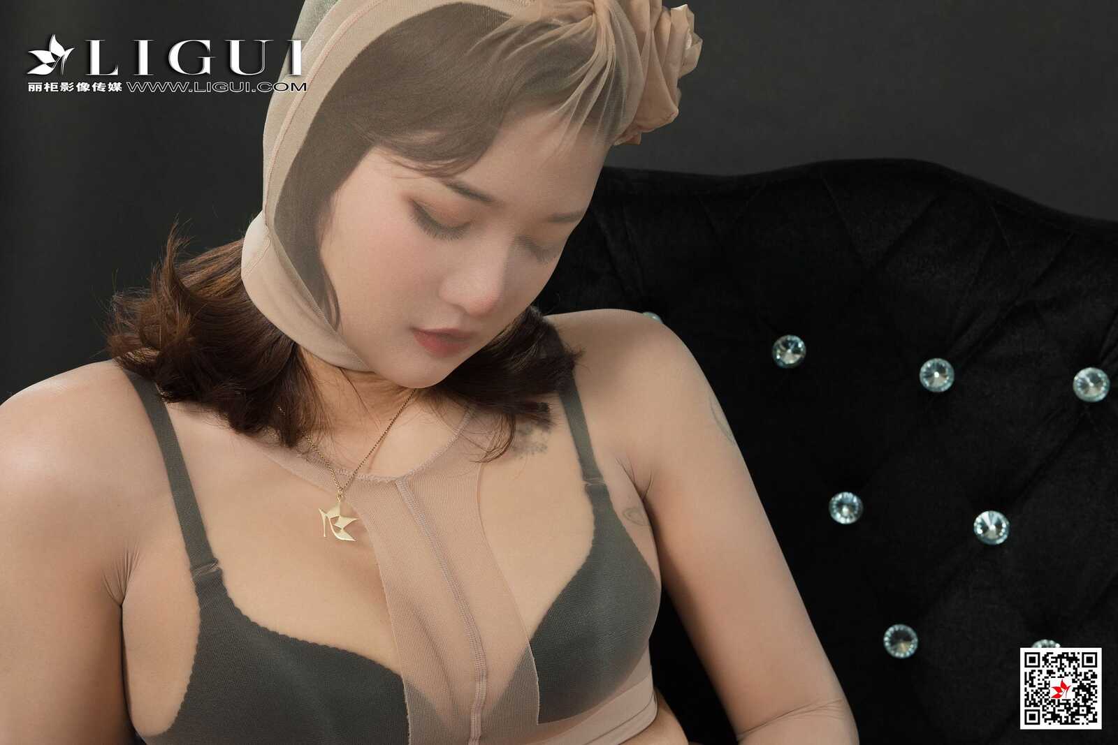 Model 文芮《肉丝人体》 [丽柜LiGui] 丝袜人体摄影第2张