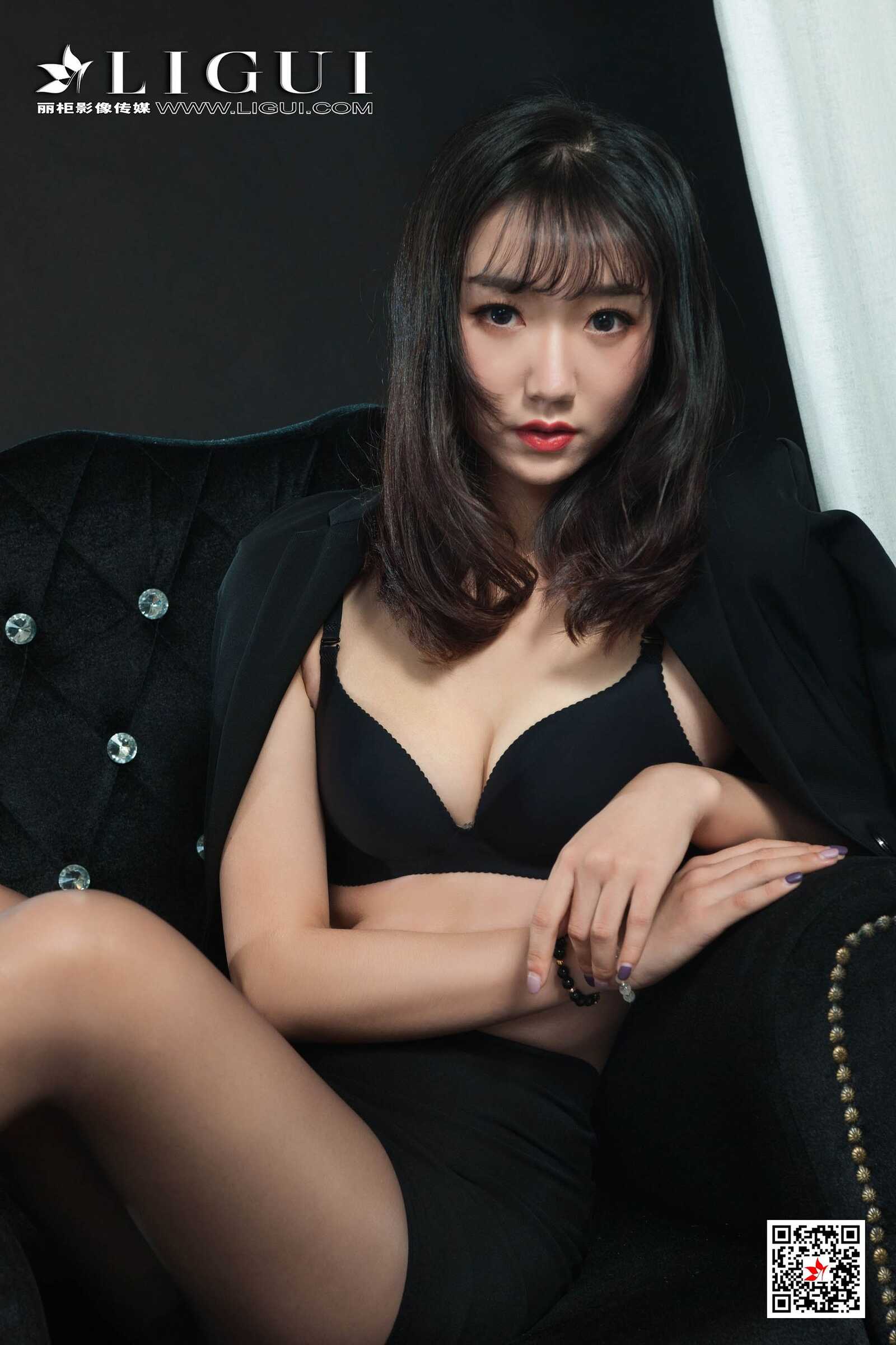 Model 小涵《肉丝高跟美腿OL》 [丽柜LIGUI] 网络丽人第7张