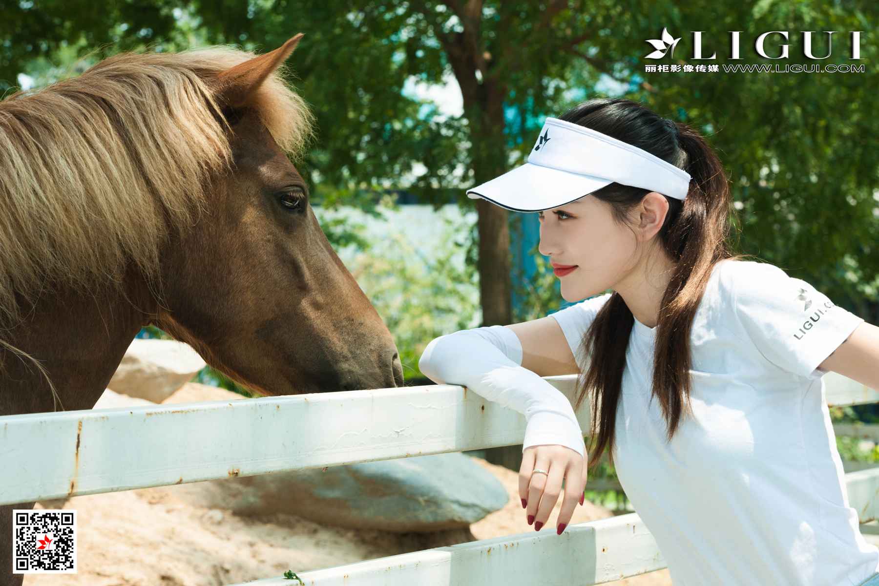 [Ligui丽柜]网络丽人 2020.11.08 Model 甜甜&amp;安娜第1张