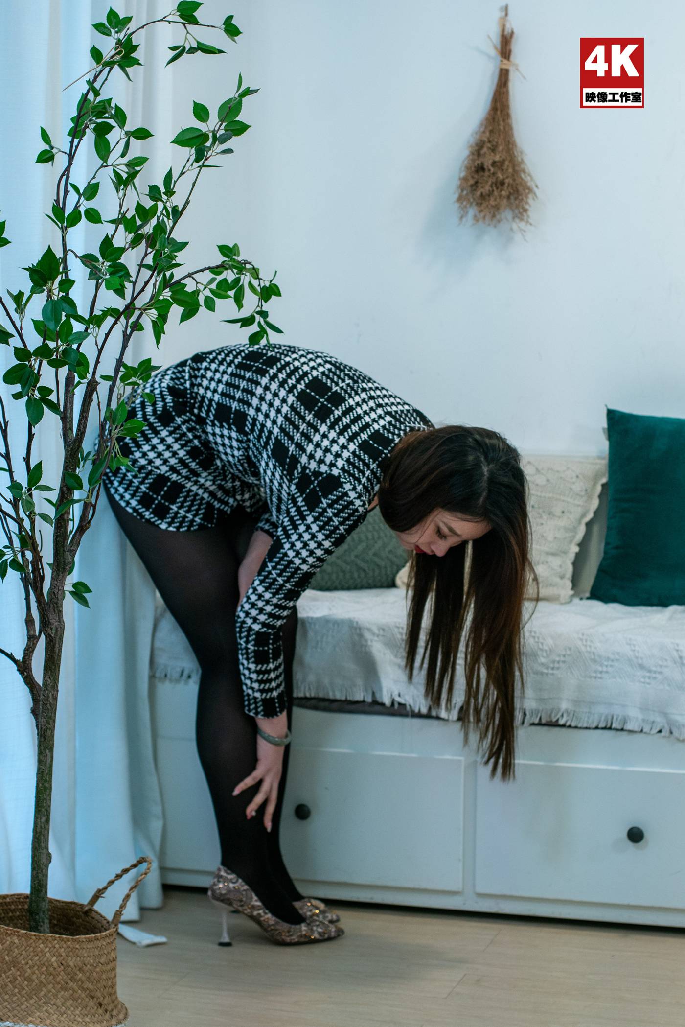 [Ligui丽柜] 2021.03.08 《嫩芽》静瑶 [183P]第4张