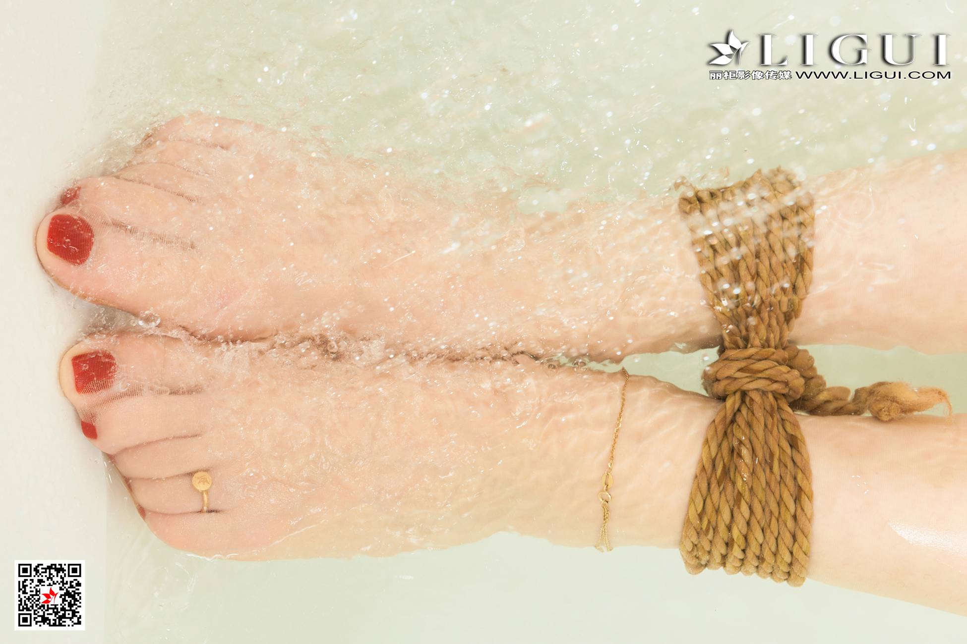 [Ligui丽柜]网络丽人 2021.07.16 Model《紧缚香浴》妖第14张