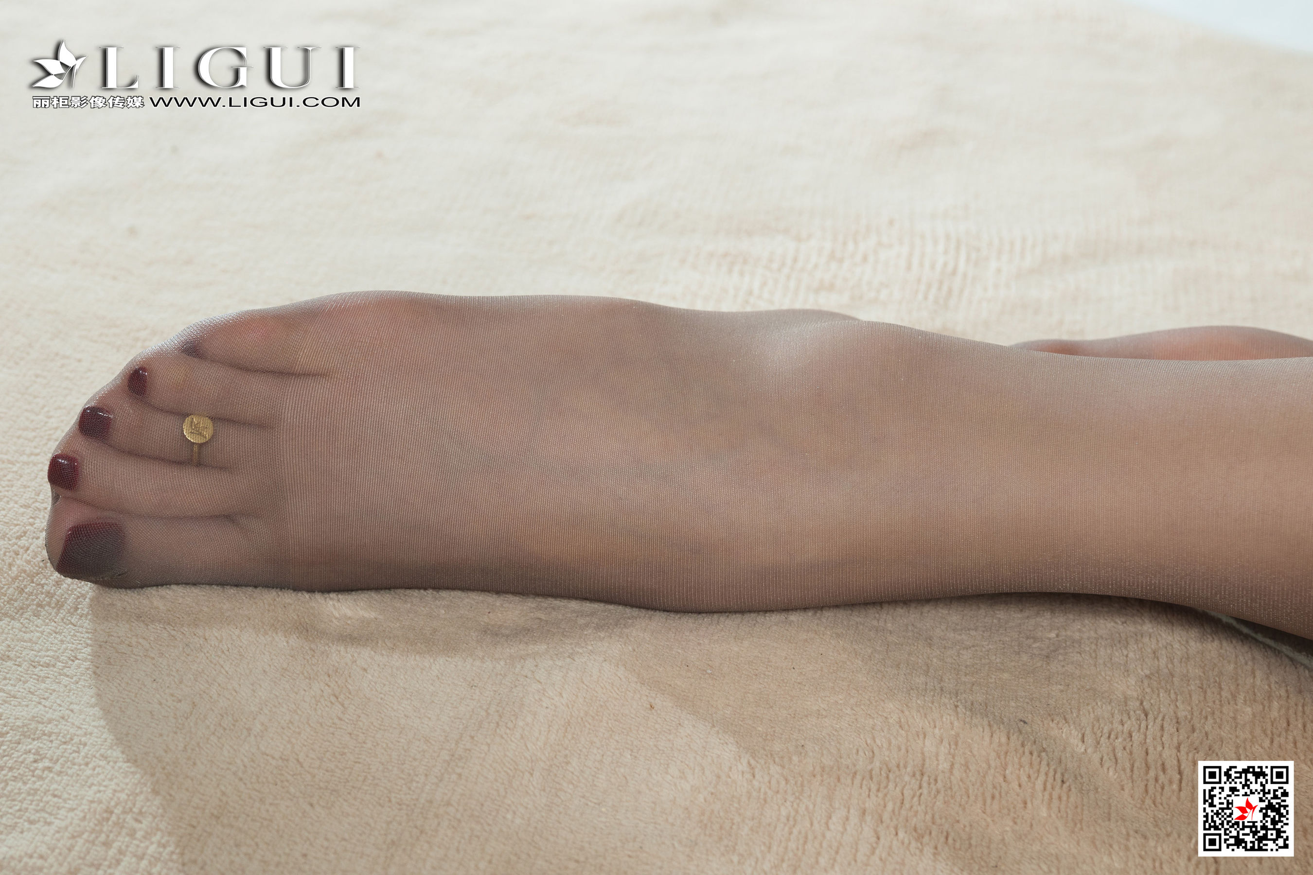 [丽柜Ligui] 寒寒 《丽柜一品》 丝足写真第20张