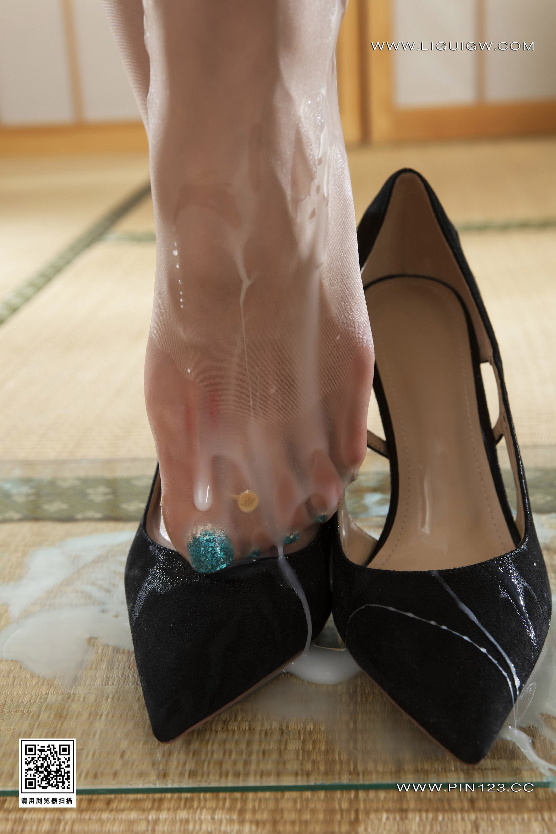 [Ligui丽柜] 2023.08.28《御姐换丝》凉儿第1张