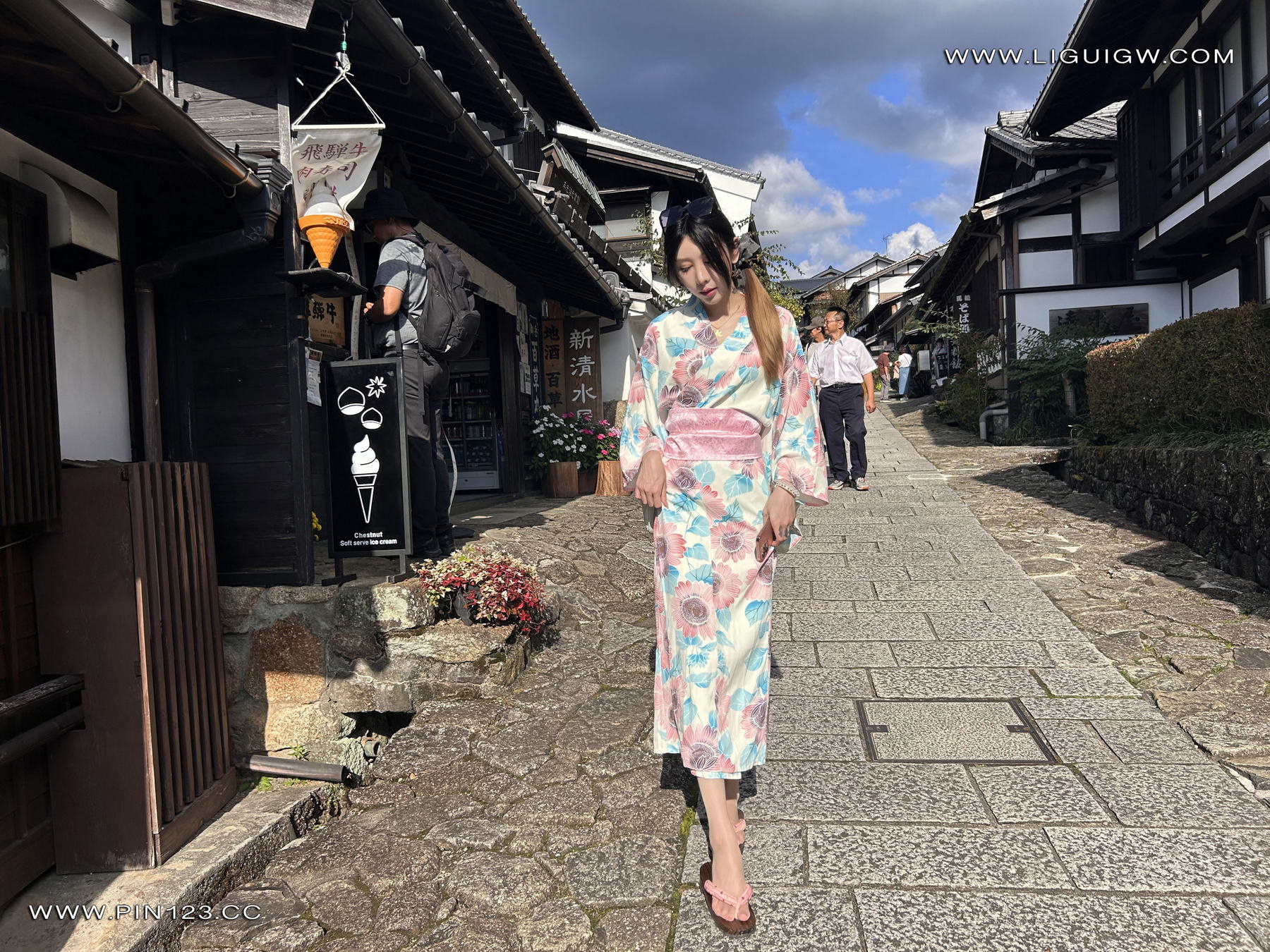 [Ligui丽柜] 2024.11.14《兔子日本旅拍花絮图片》兔子第4张