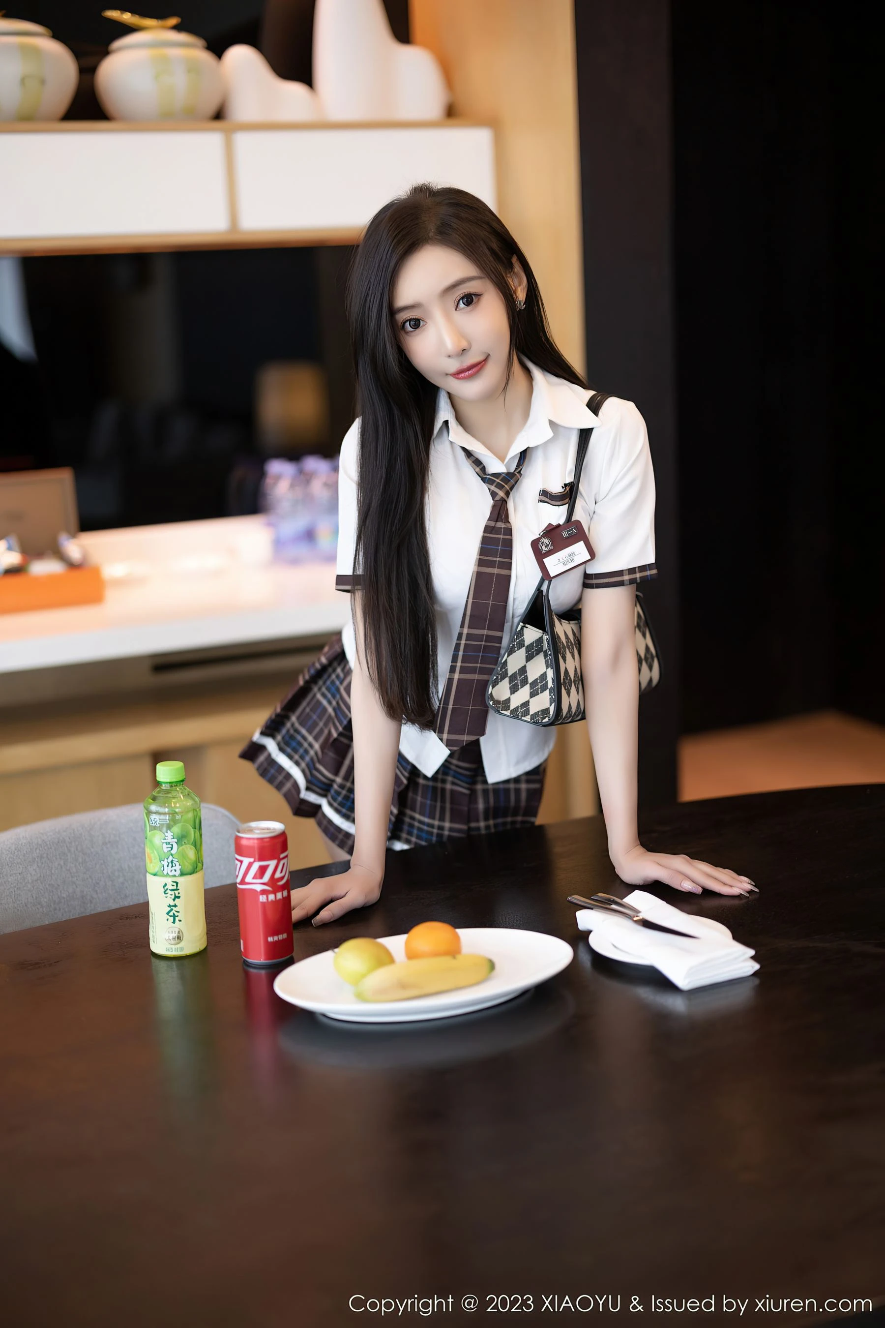 语画界 VOL.1001 王馨瑶yanni 制服美腿第26张