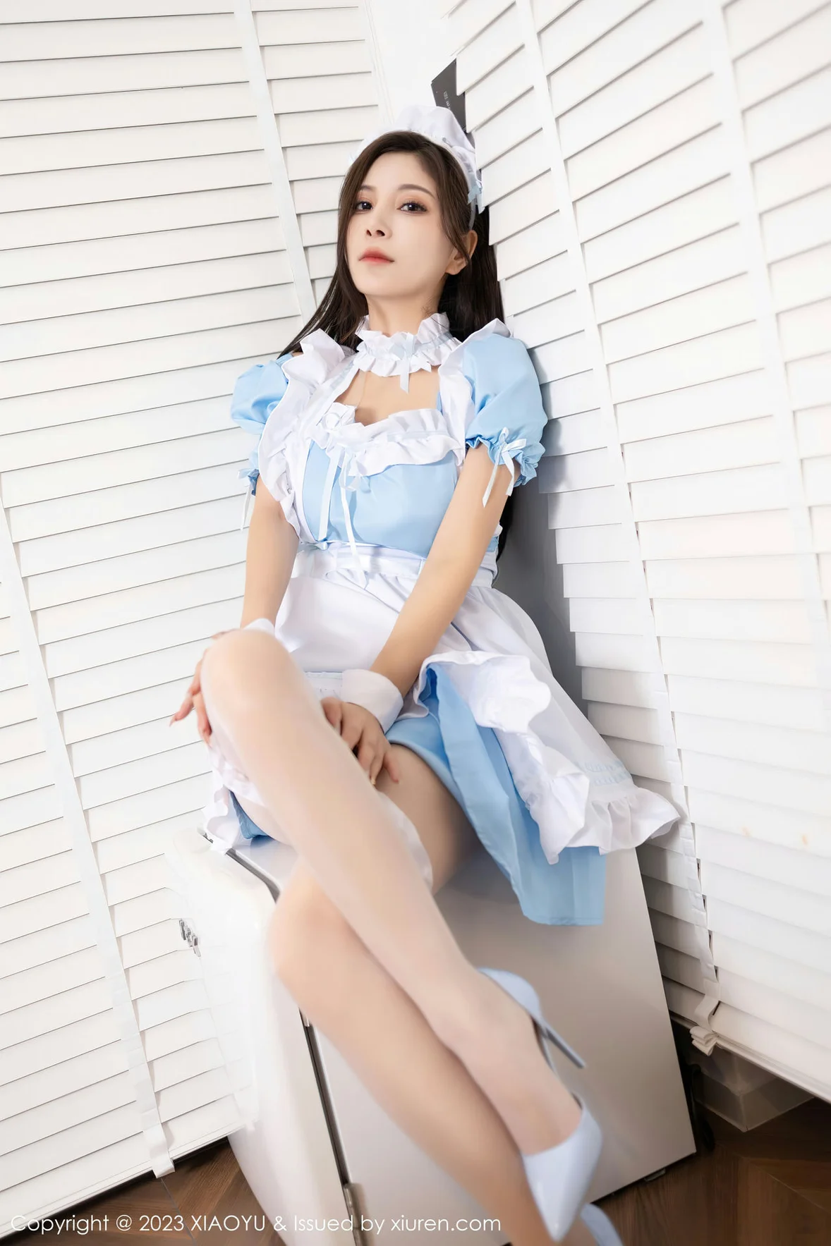  语画 Vol.1100 小蛮妖Yummy 蓝色女仆贵州旅拍写真11 [84P]第5张