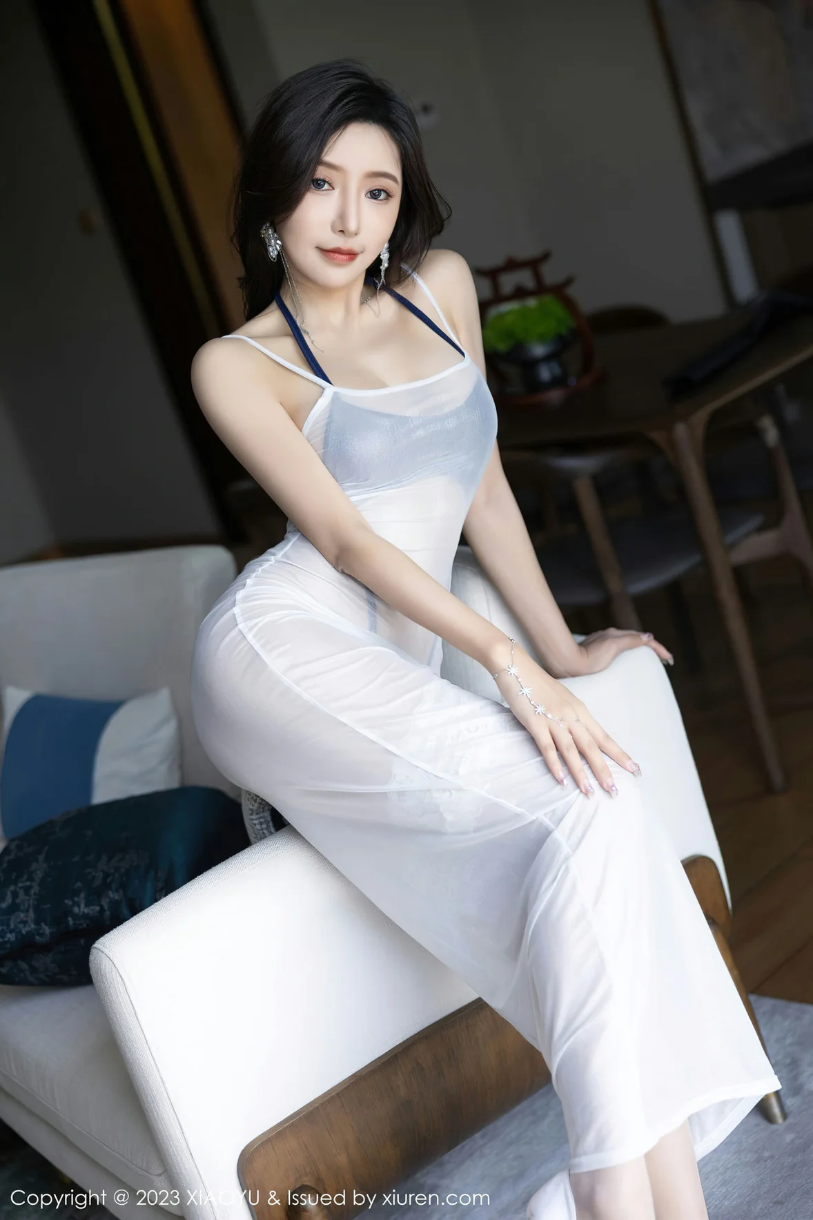  XIAOYU 语画界 Vol.1052 王馨瑶yanni 白色轻透连衣长裙贵州旅拍 [98P]第7张