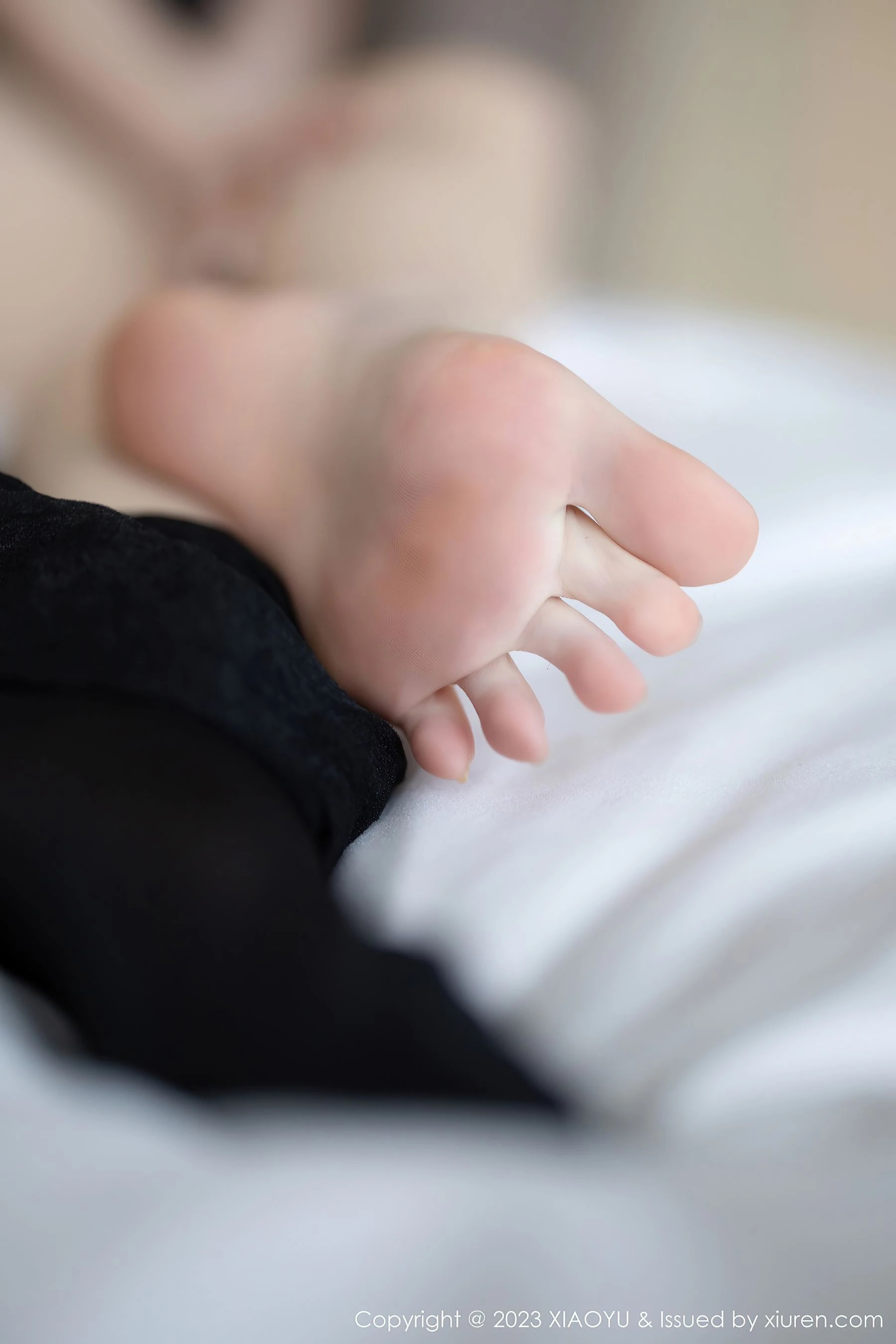 语画界 VOL.1030 奶瓶. 黑丝美腿第30张