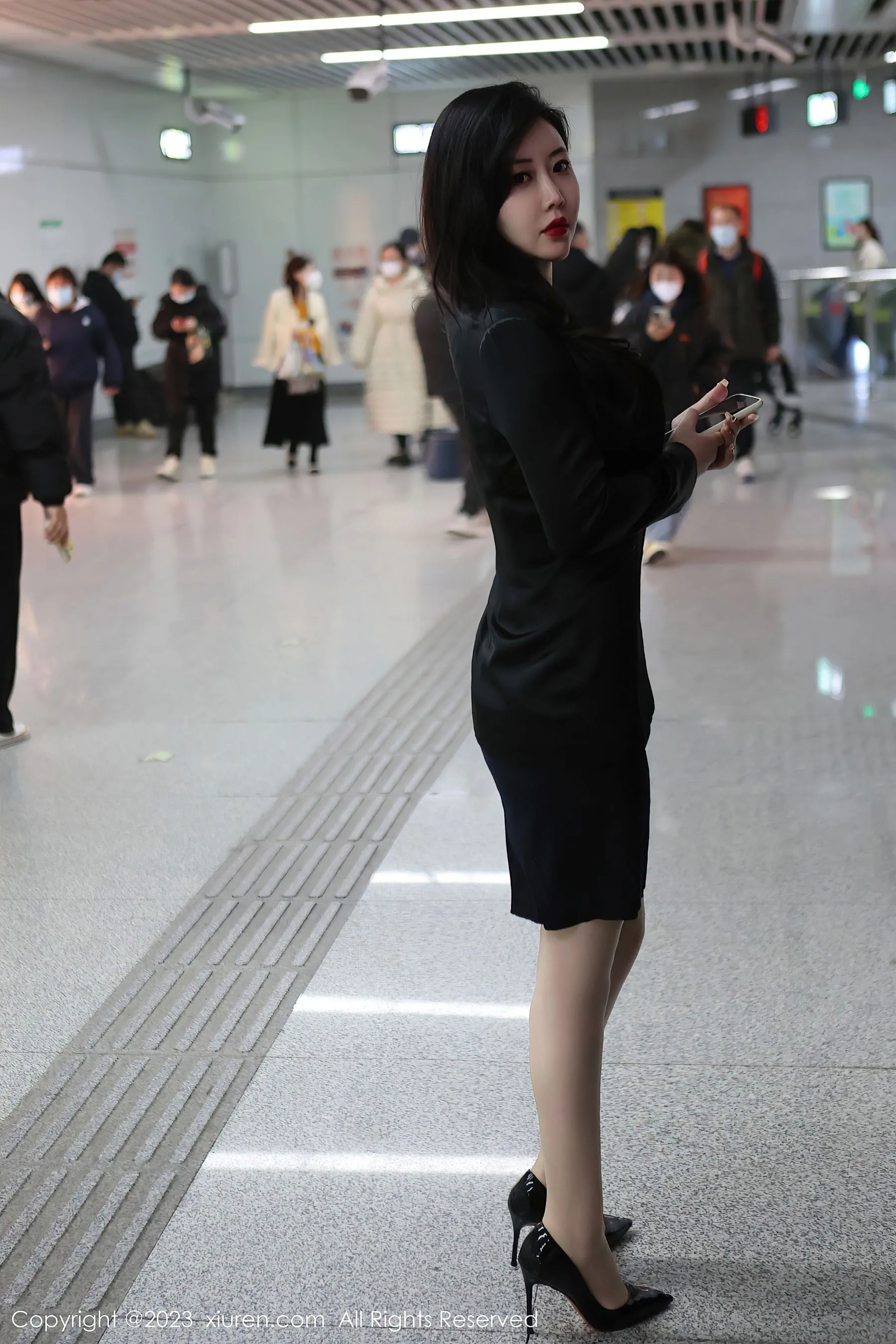  秀人网 No.6421 王婉悠Queen 丝袜OL第28张