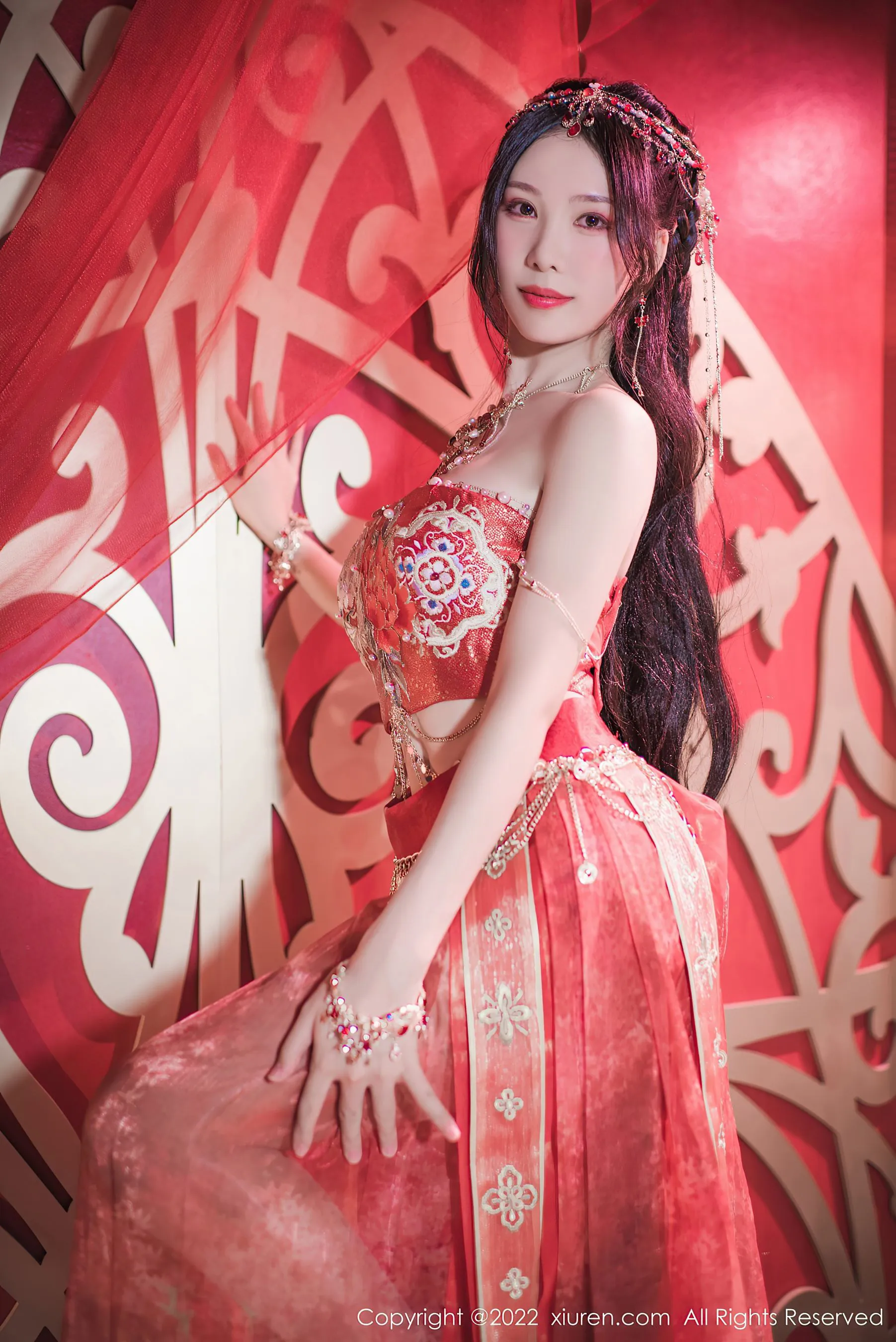  秀人网 No.5699 利世 舞娘美腿第5张