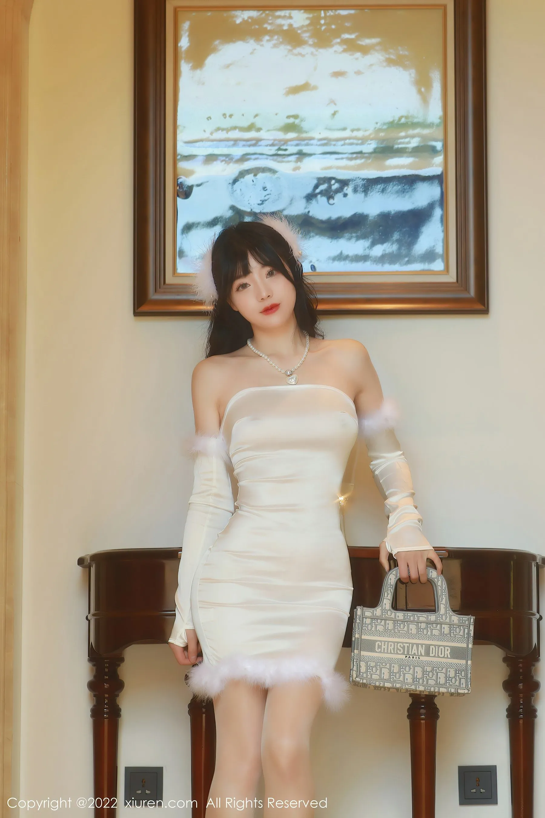  秀人网 No.4645 佘贝拉Bella 连衣短裙嫩模海南岛旅拍第1张