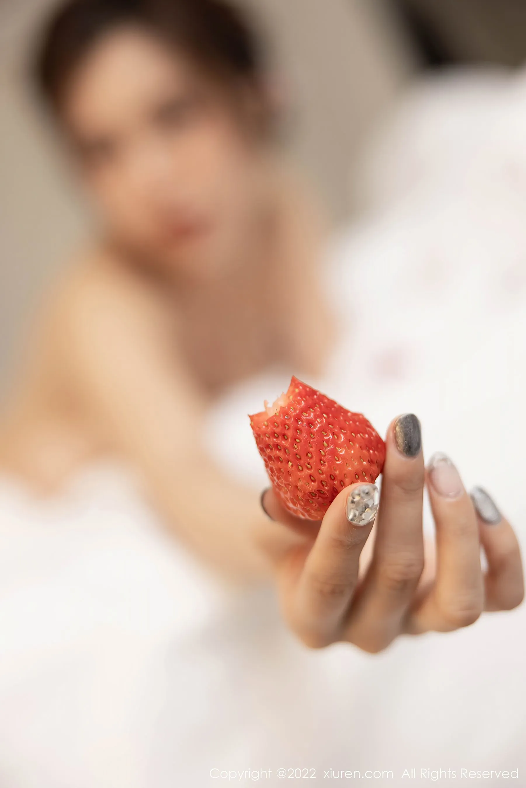  秀人网 No.4977 绮里嘉ula第4张